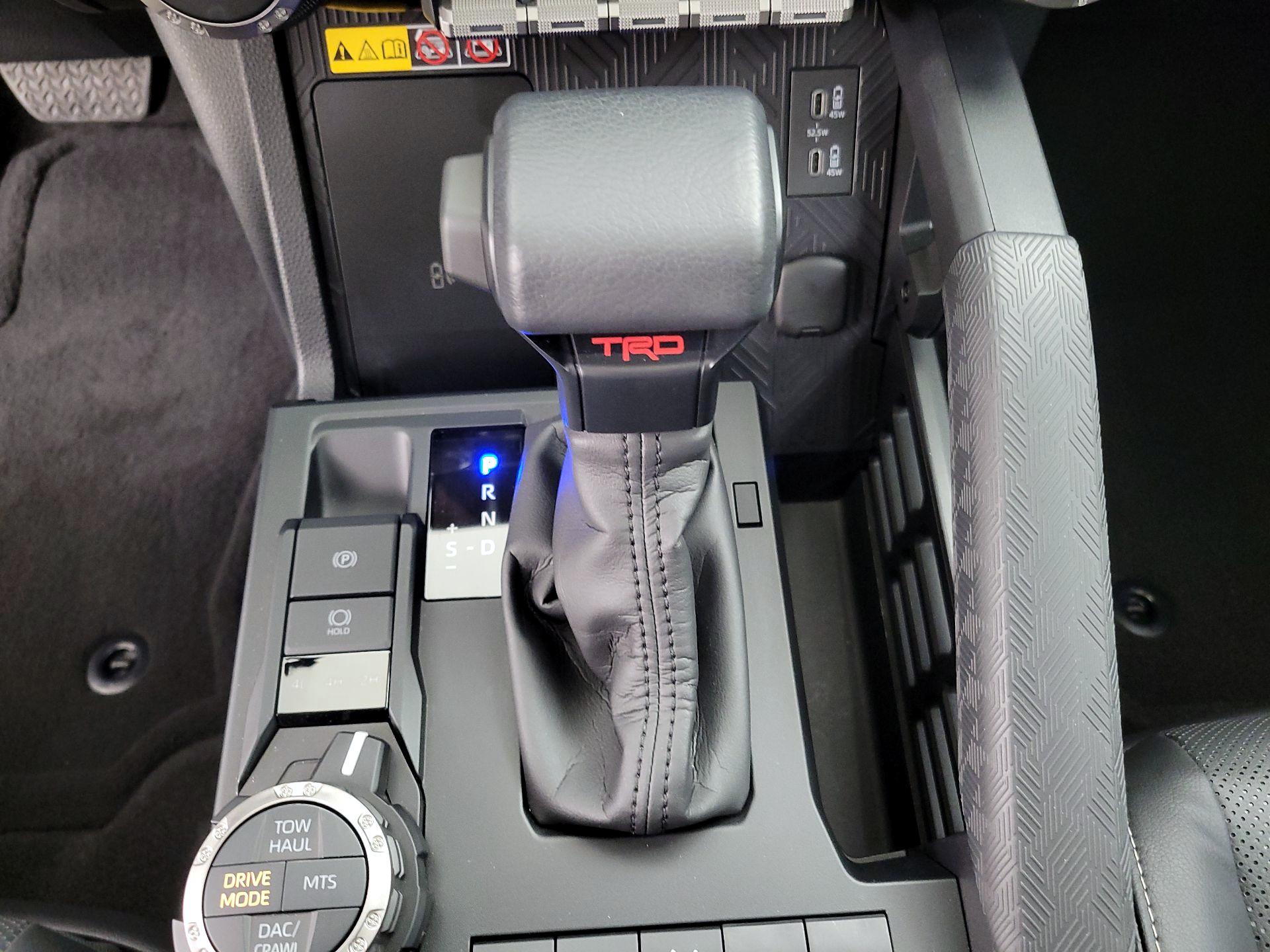 Thumbnail: 2025 Toyota 4Runner - 17