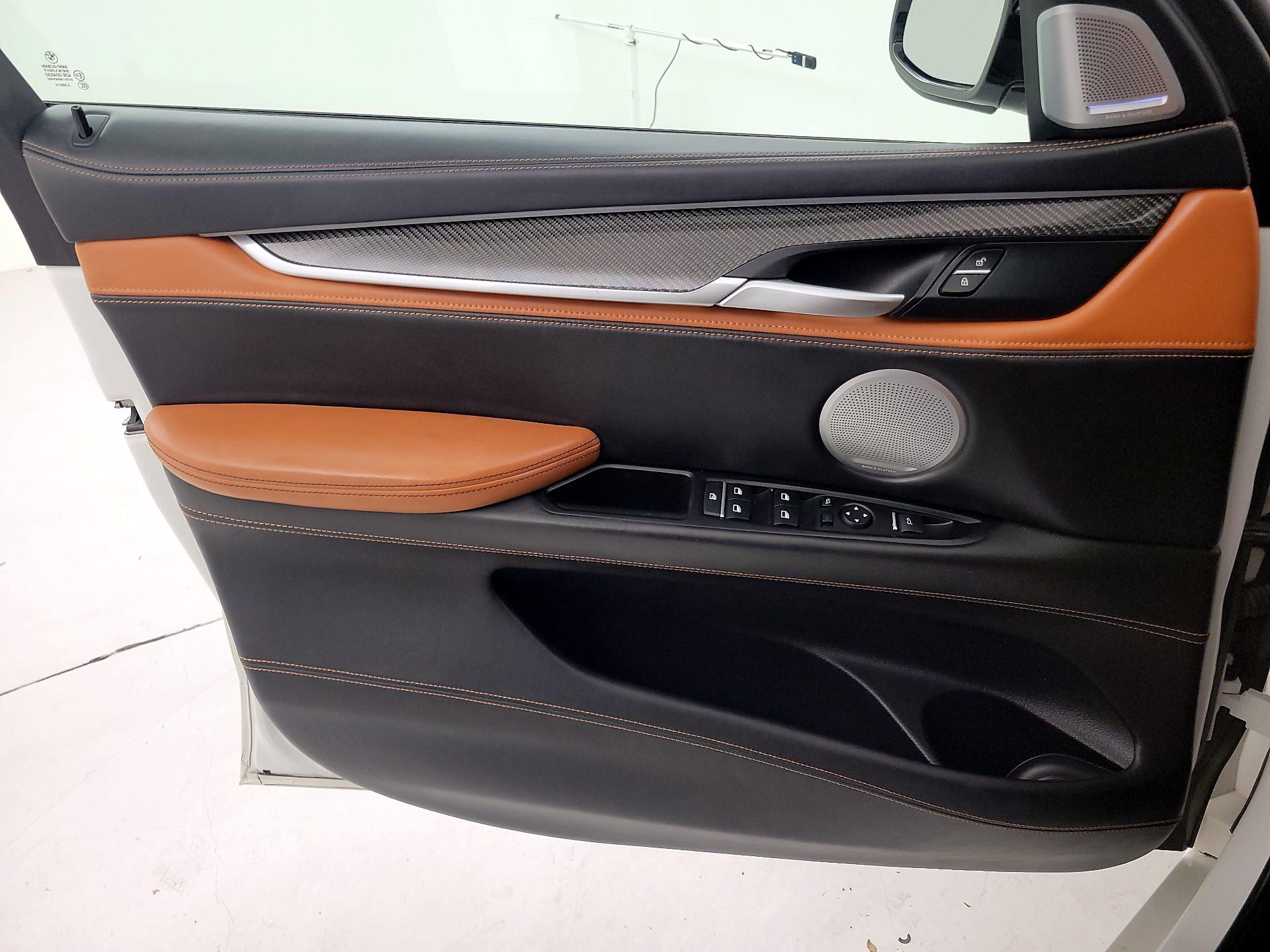 Thumbnail: 2016 BMW X6 - 12