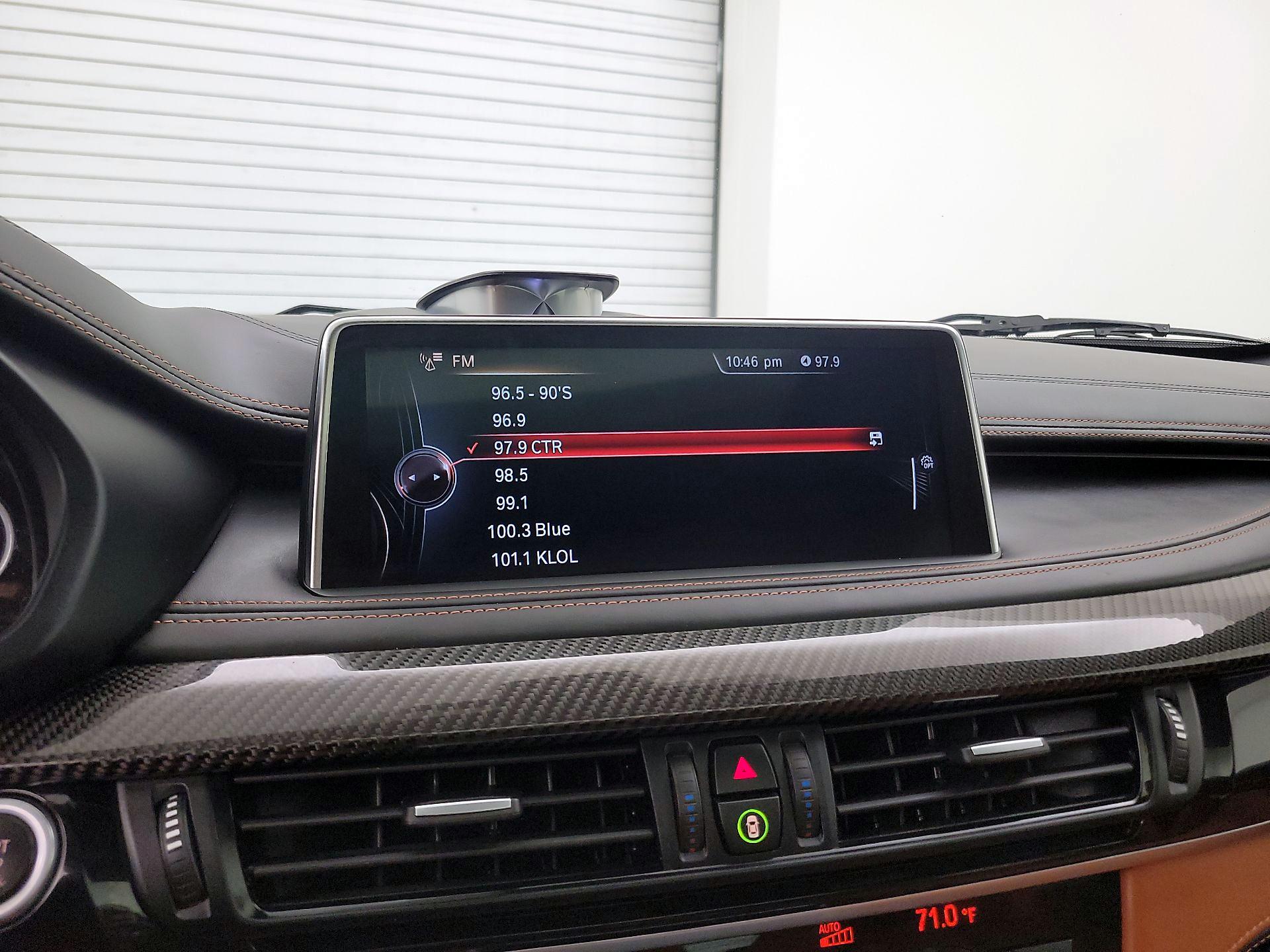 Thumbnail: 2016 BMW X6 - 16