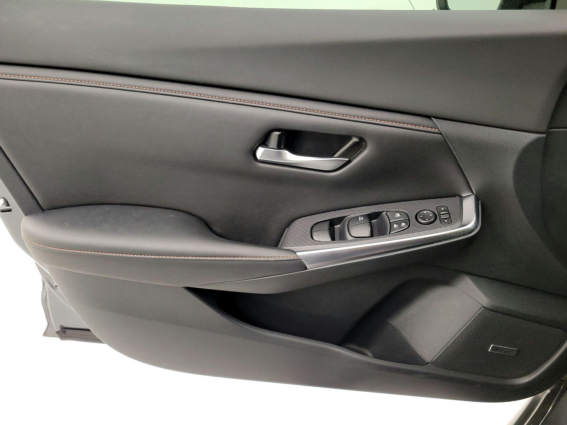 Thumbnail: 2021 Nissan Sentra - 12