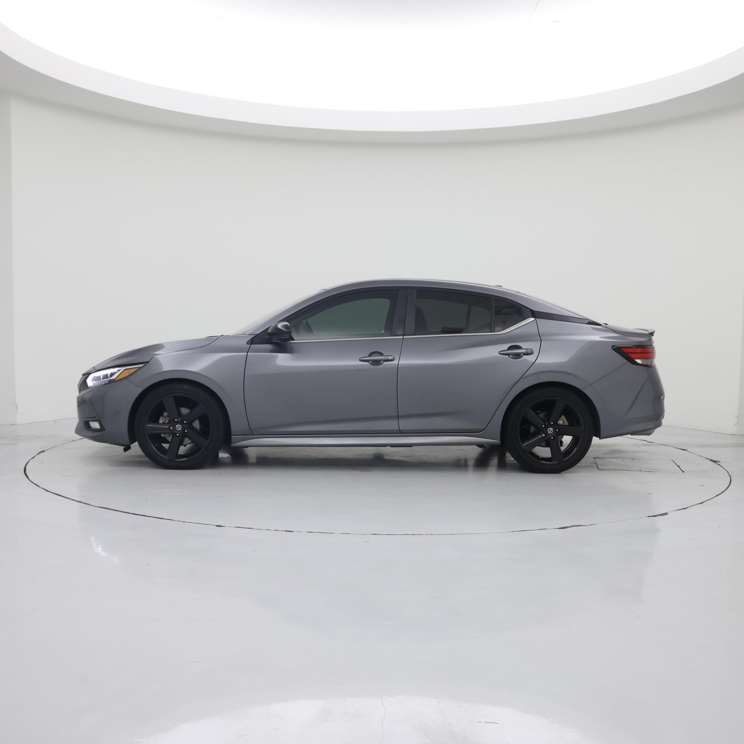 Thumbnail: 2021 Nissan Sentra - 3