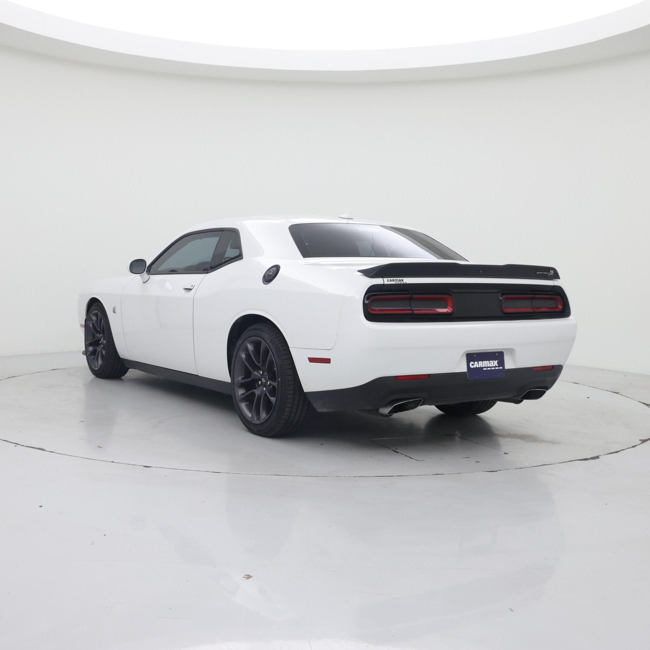 Thumbnail: 2022 Dodge Challenger - 2