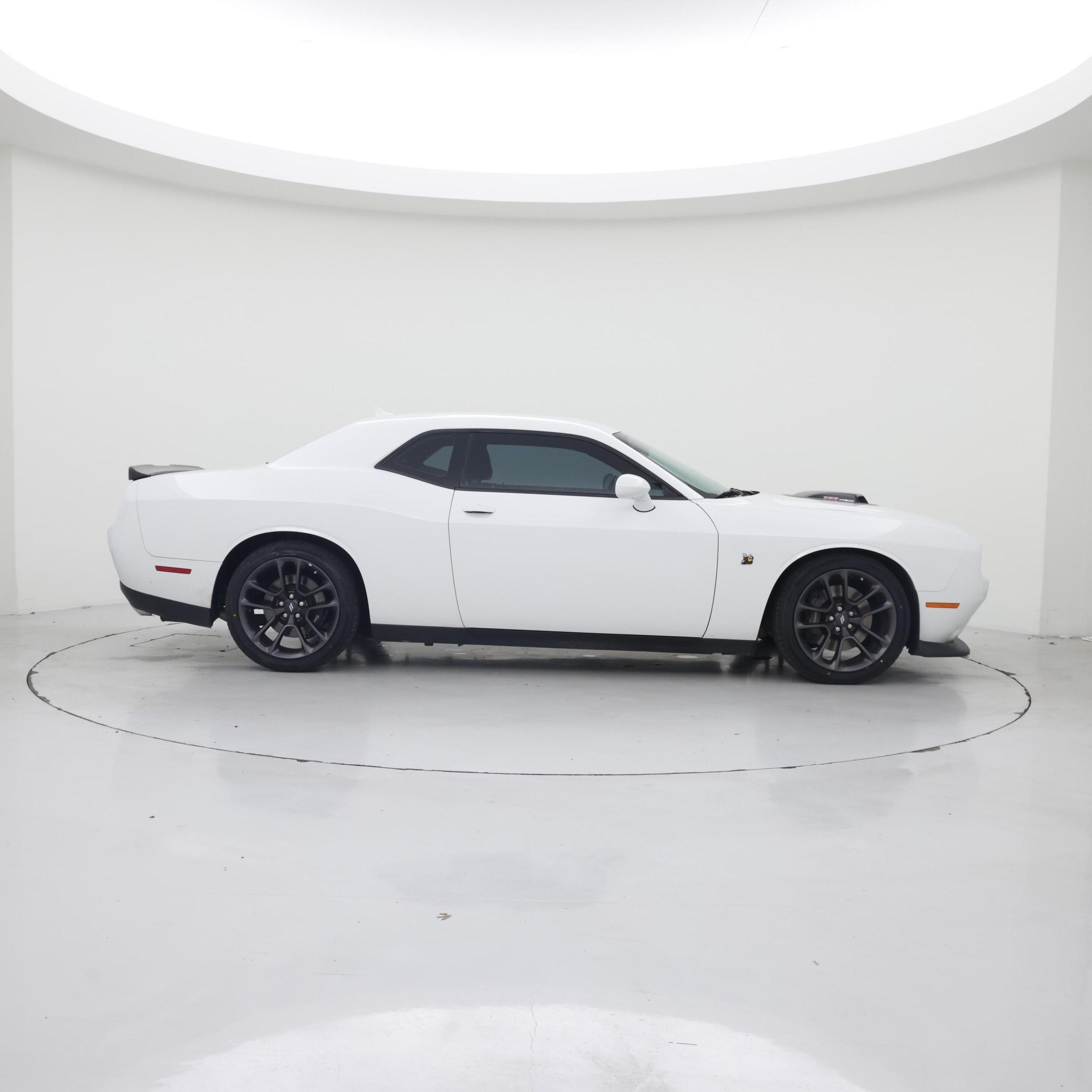 Thumbnail: 2022 Dodge Challenger - 7