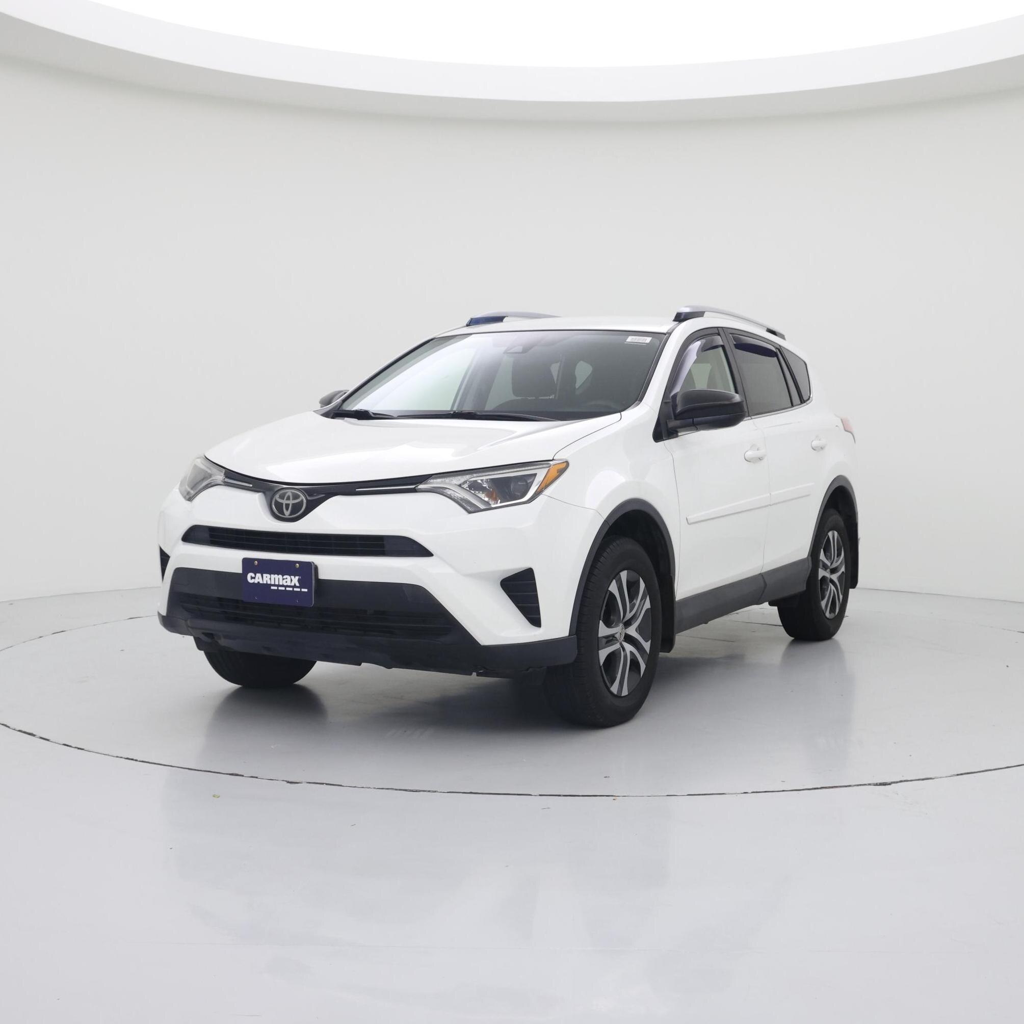 Thumbnail: 2018 Toyota RAV4 - 4