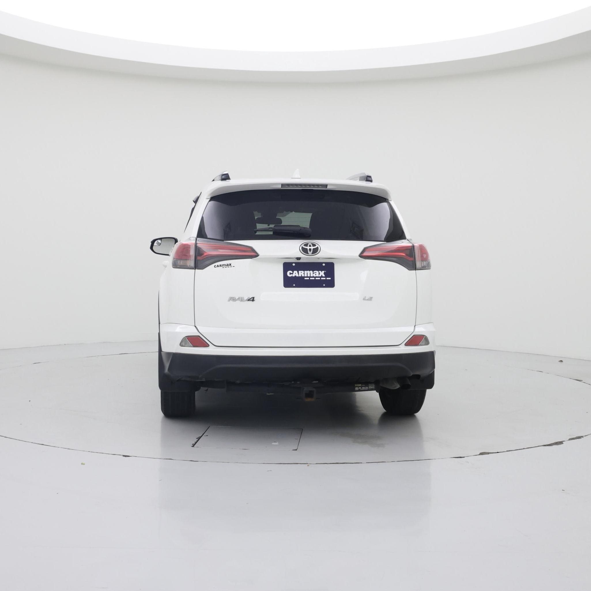 Thumbnail: 2018 Toyota RAV4 - 6