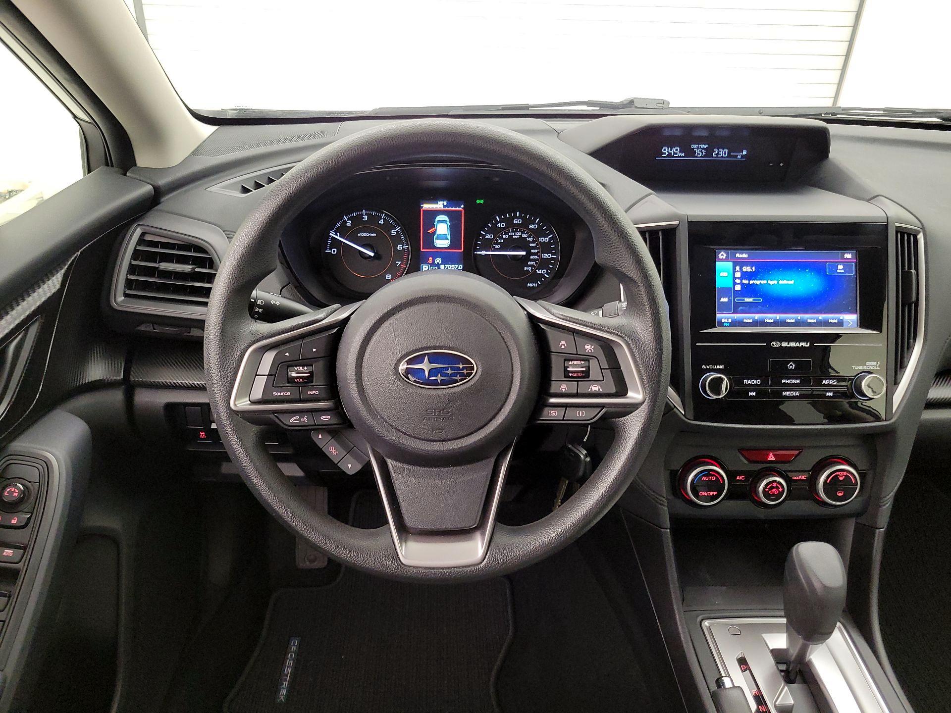 Thumbnail: 2020 Subaru Crosstrek - 10