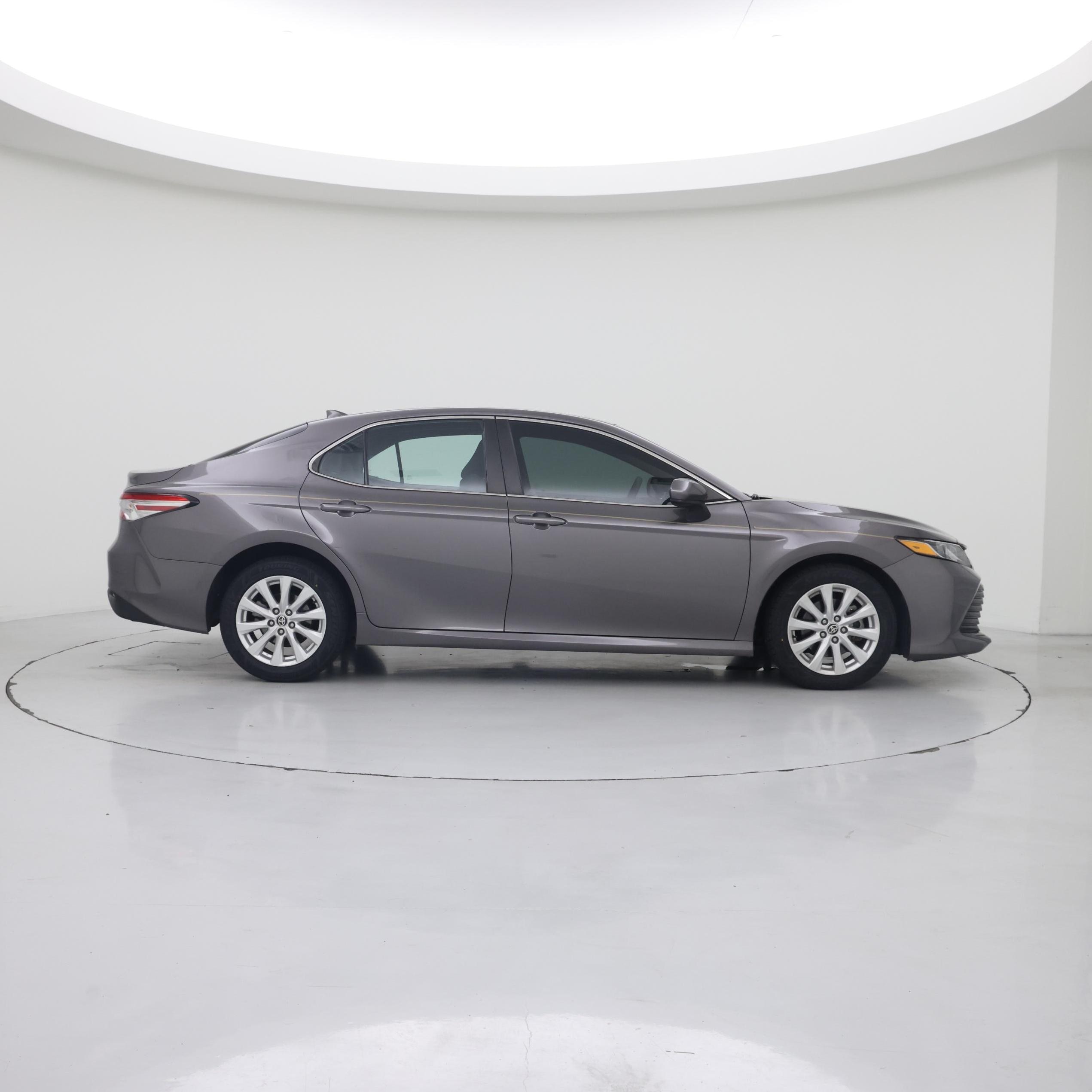 Thumbnail: 2020 Toyota Camry - 7