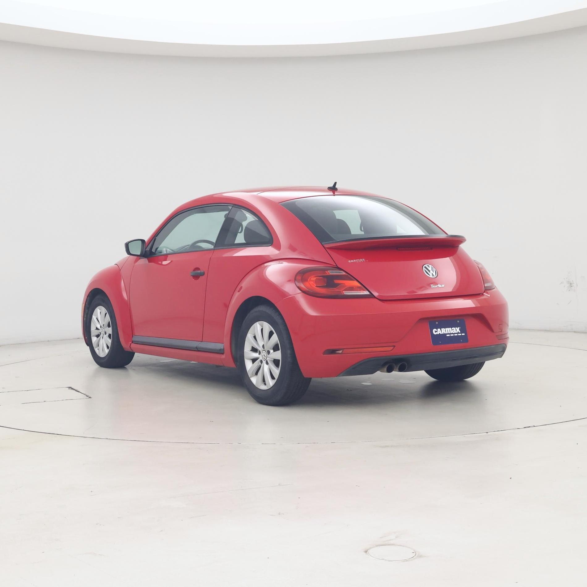 Thumbnail: 2018 Volkswagen Beetle - 2