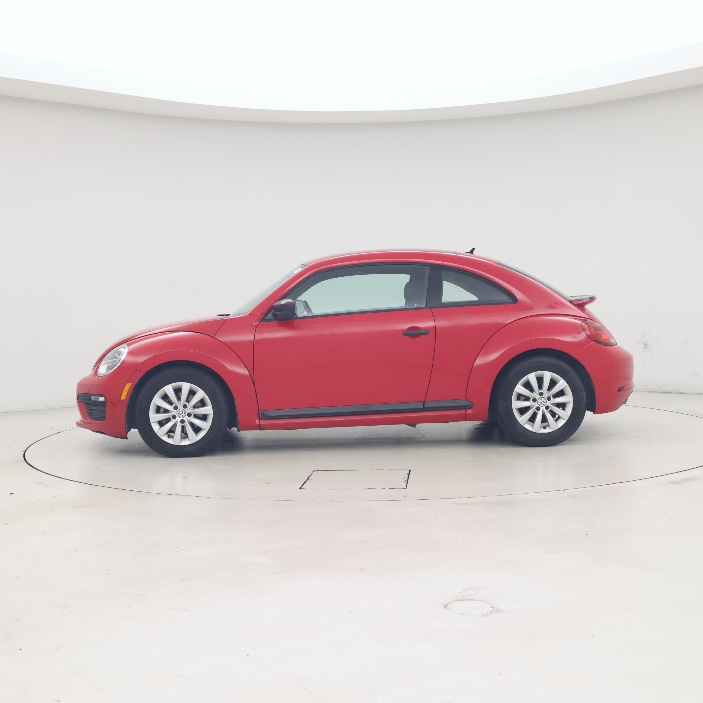 Thumbnail: 2018 Volkswagen Beetle - 3