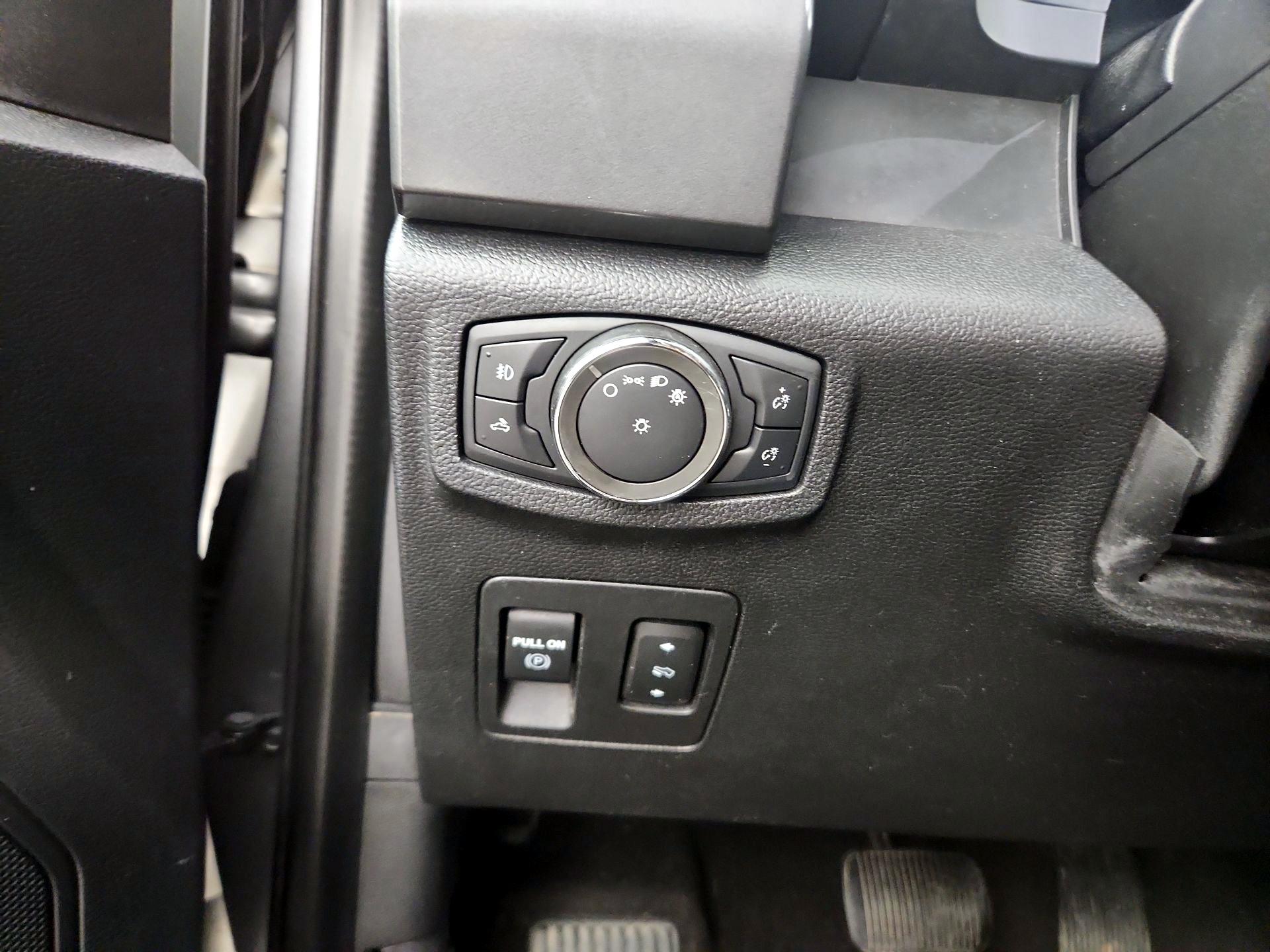 Thumbnail: 2020 Ford F-150 - 13
