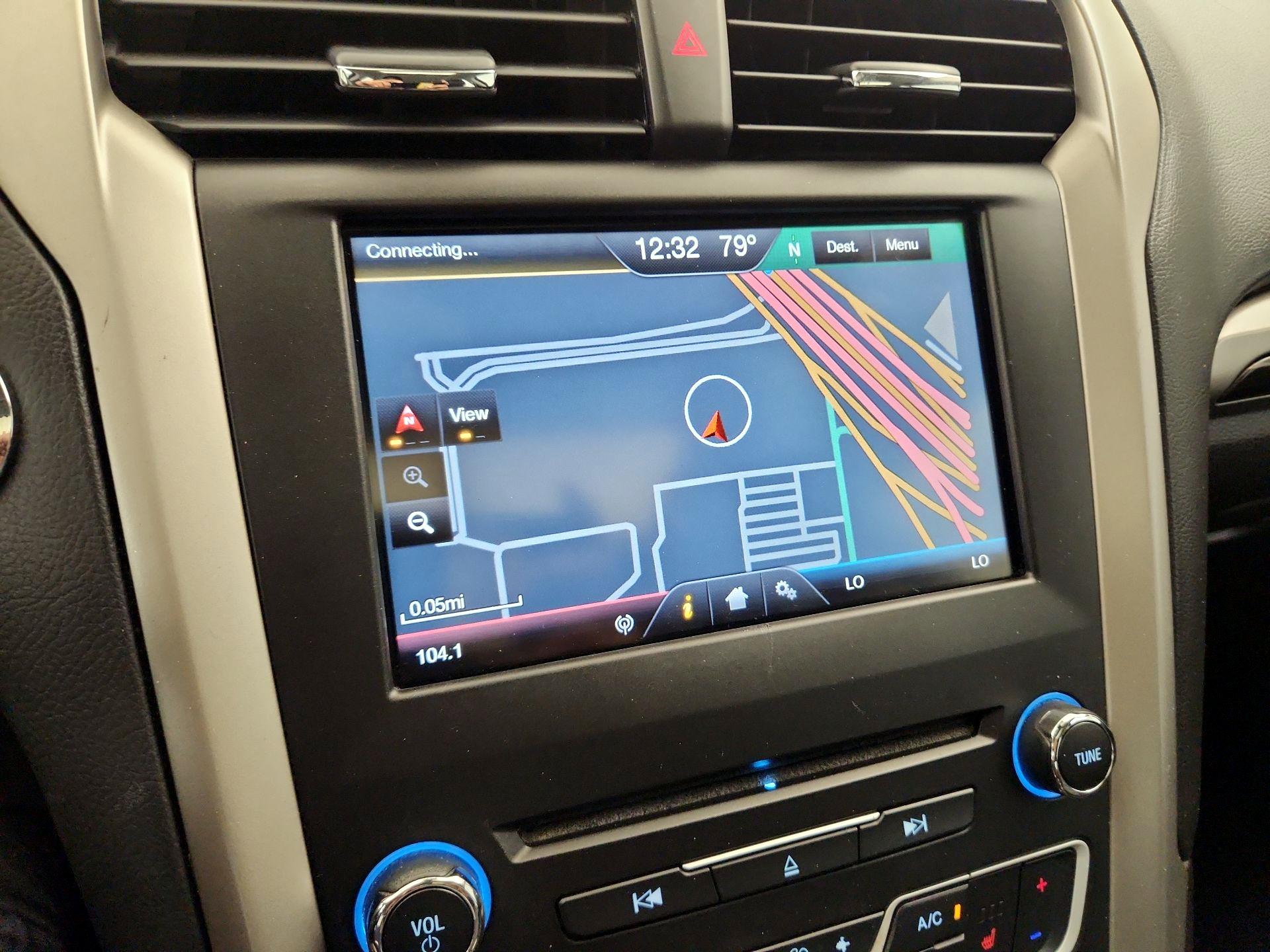 Thumbnail: 2016 Ford Fusion - 12