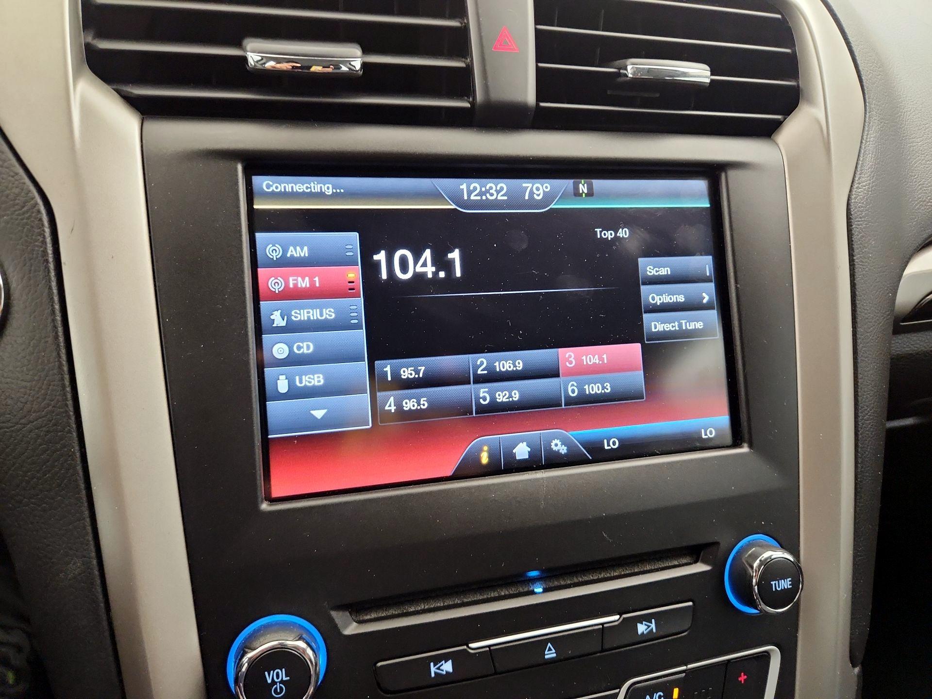 Thumbnail: 2016 Ford Fusion - 14