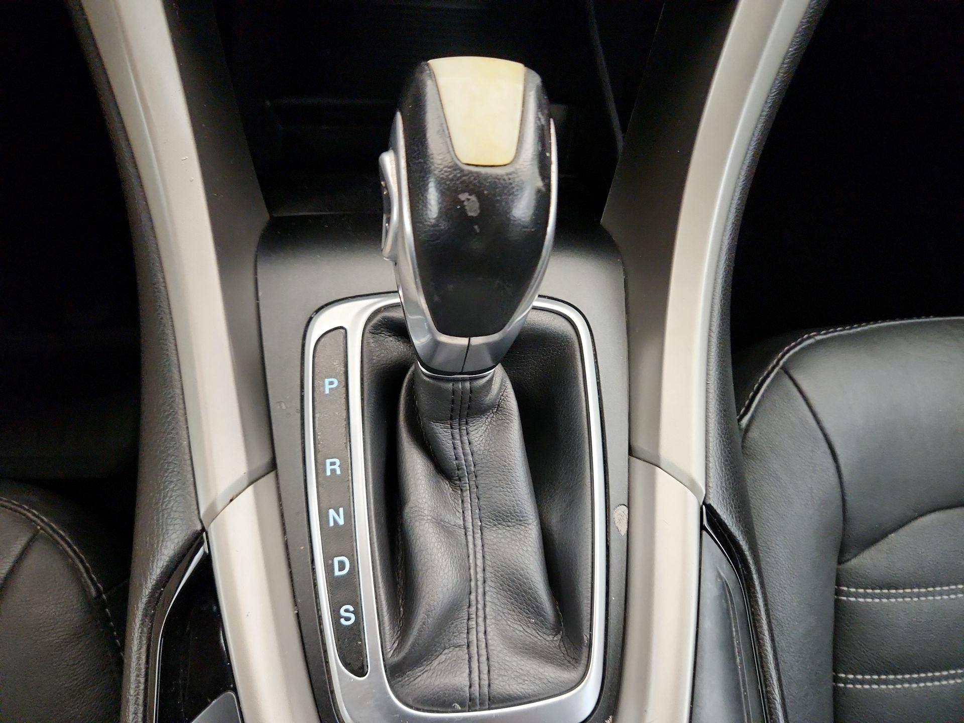 Thumbnail: 2016 Ford Fusion - 16