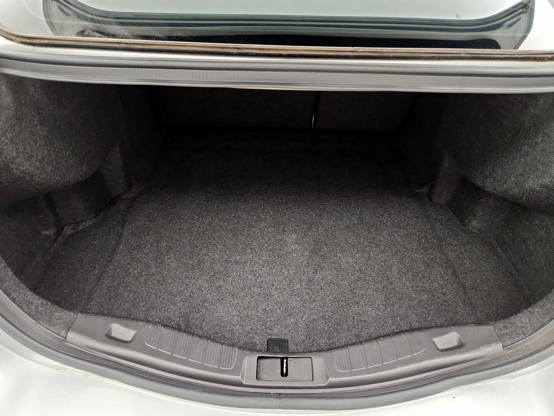 Thumbnail: 2016 Ford Fusion - 19