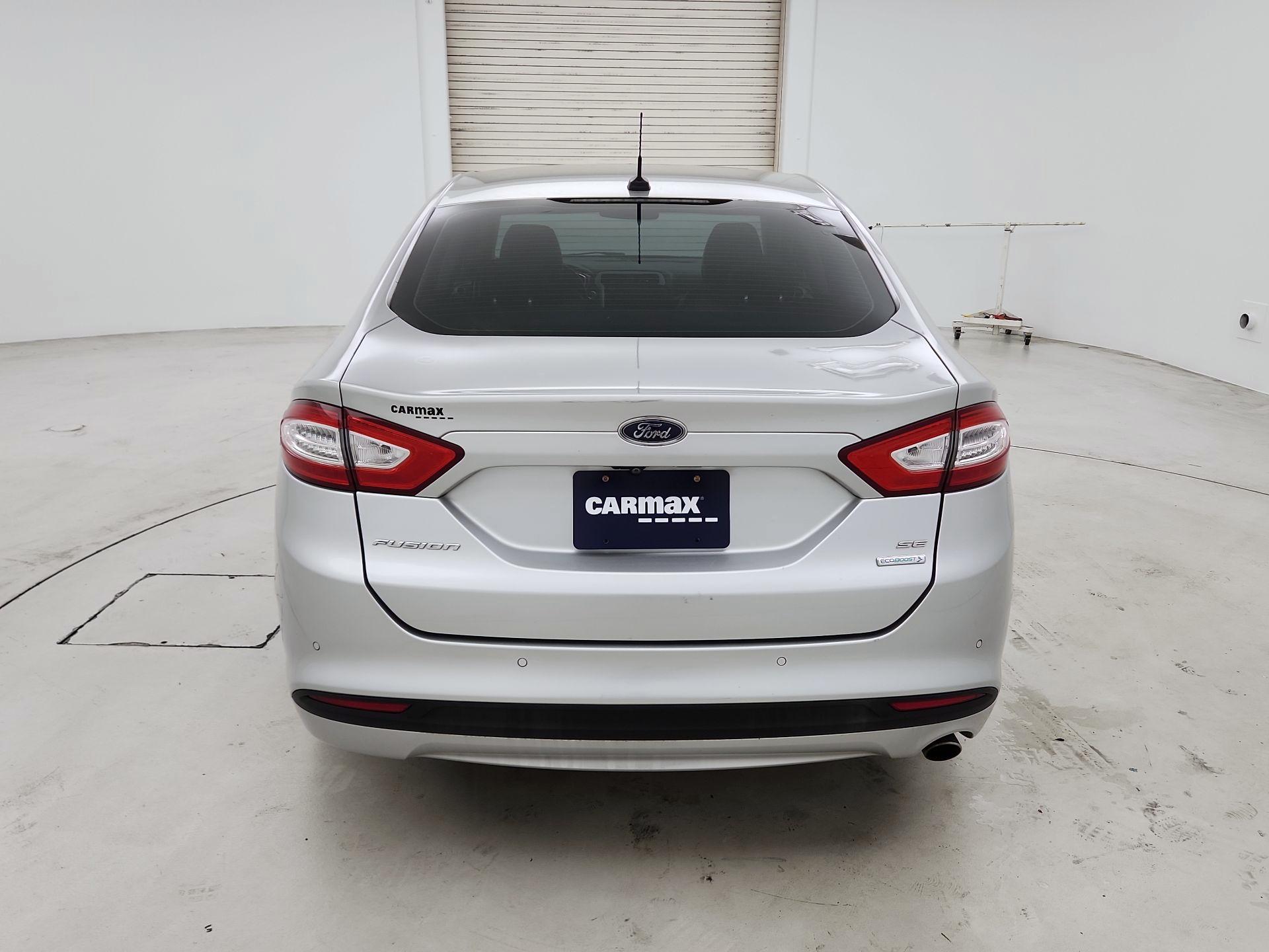 Thumbnail: 2016 Ford Fusion - 6