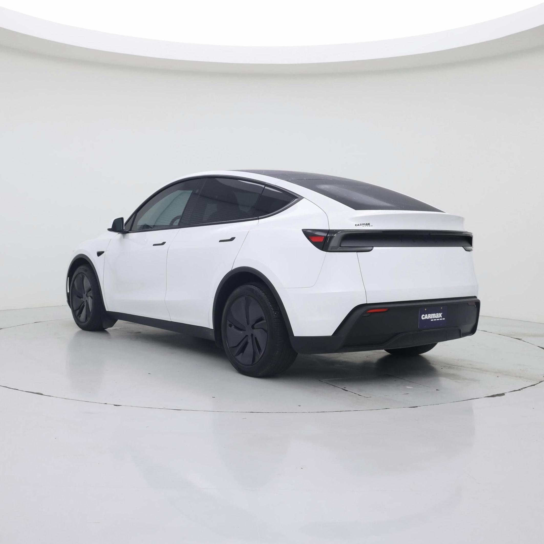 Thumbnail: 2026 Tesla Model Y - 2