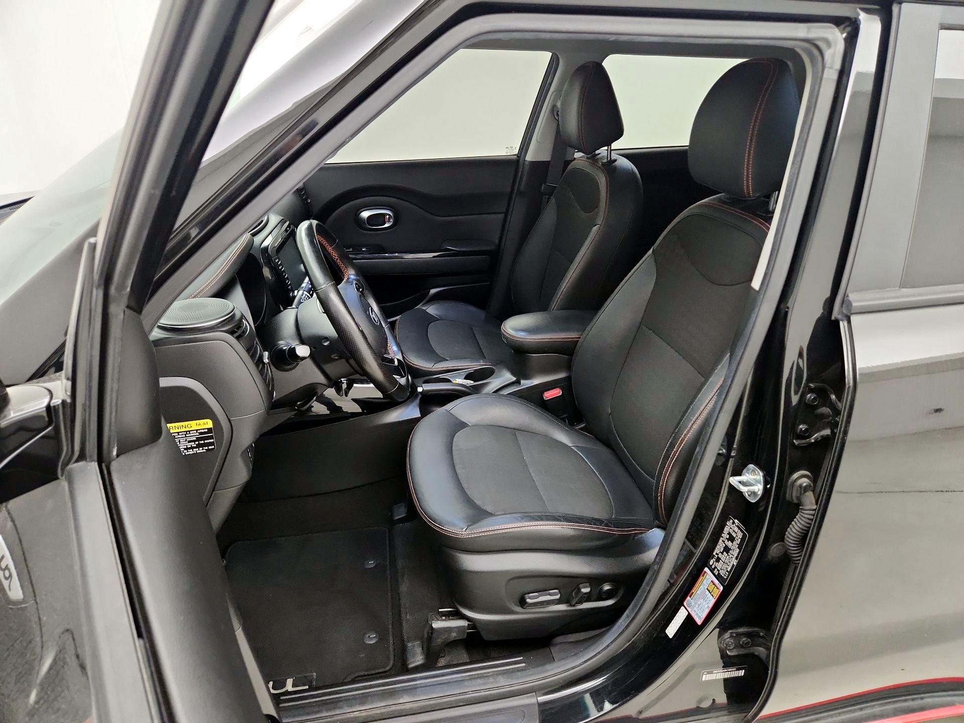 Thumbnail: 2017 Kia Soul - 11