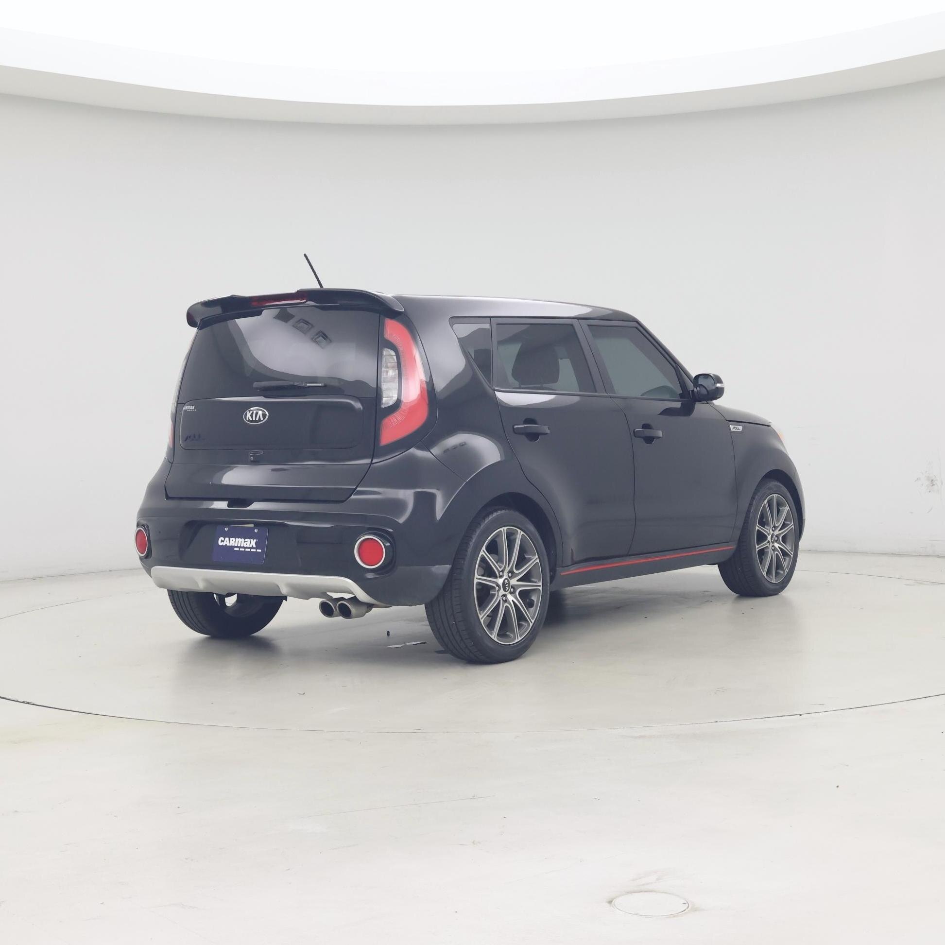 Thumbnail: 2017 Kia Soul - 8