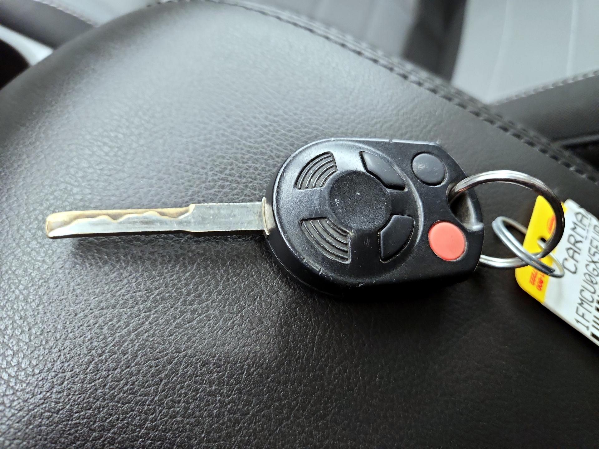 Thumbnail: 2014 Ford Escape - 18