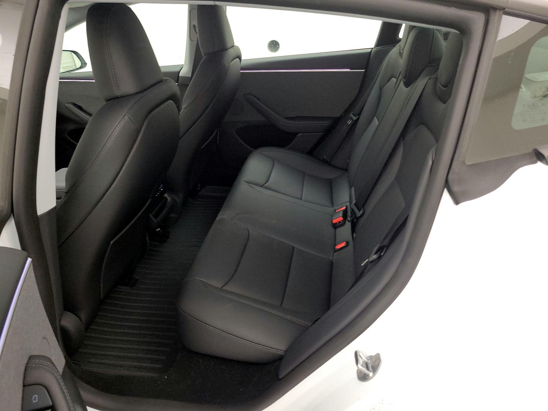 Thumbnail: 2026 Tesla Model 3 - 19