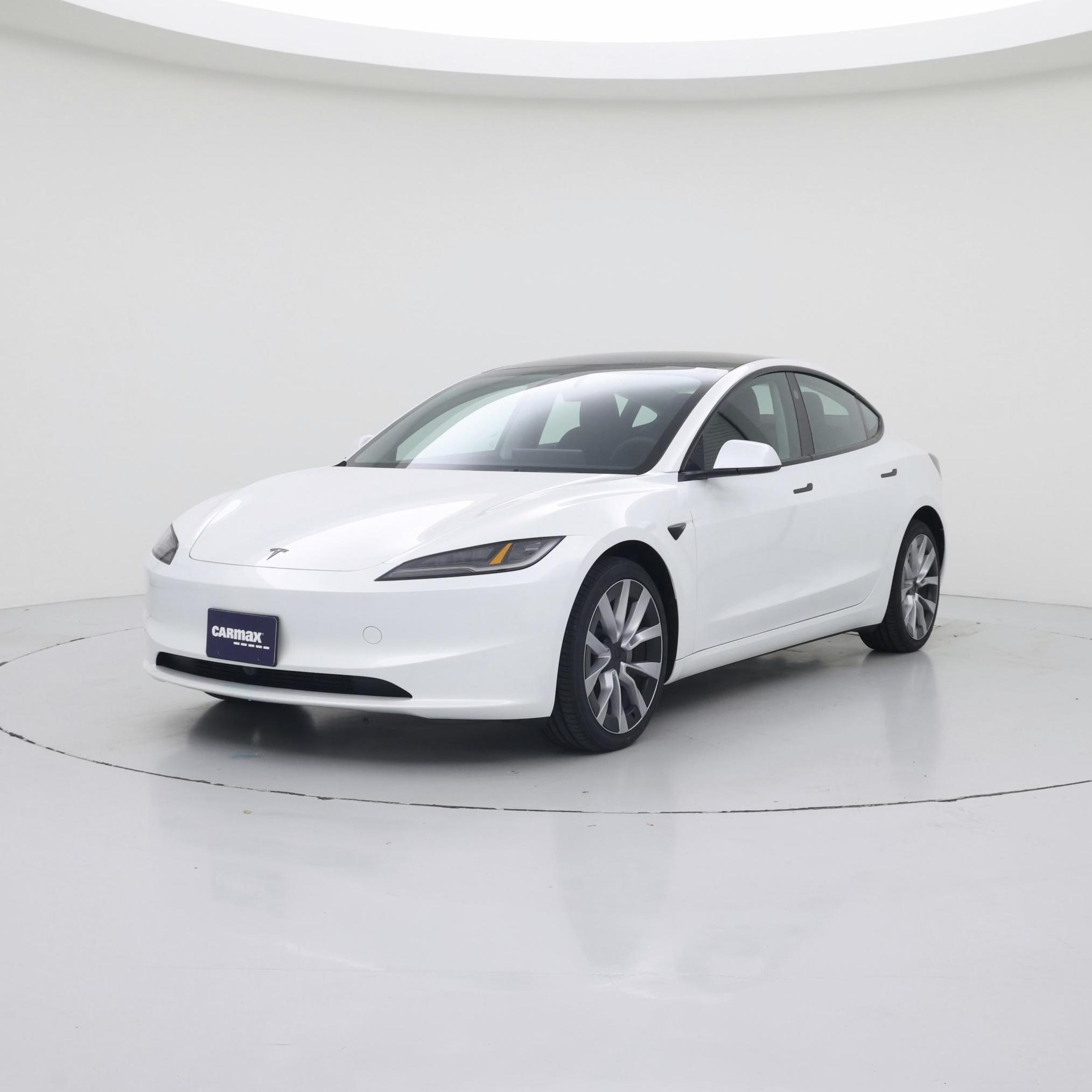 Thumbnail: 2026 Tesla Model 3 - 4