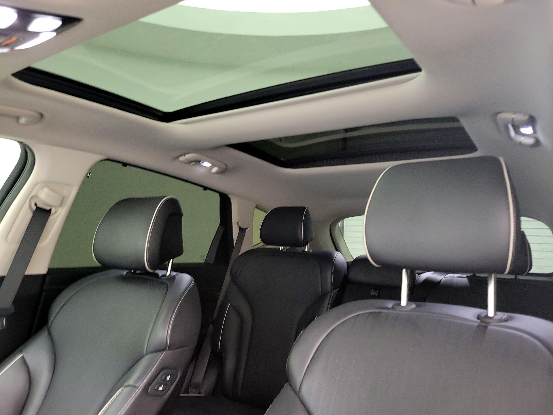 Thumbnail: 2023 Genesis GV80 - 20