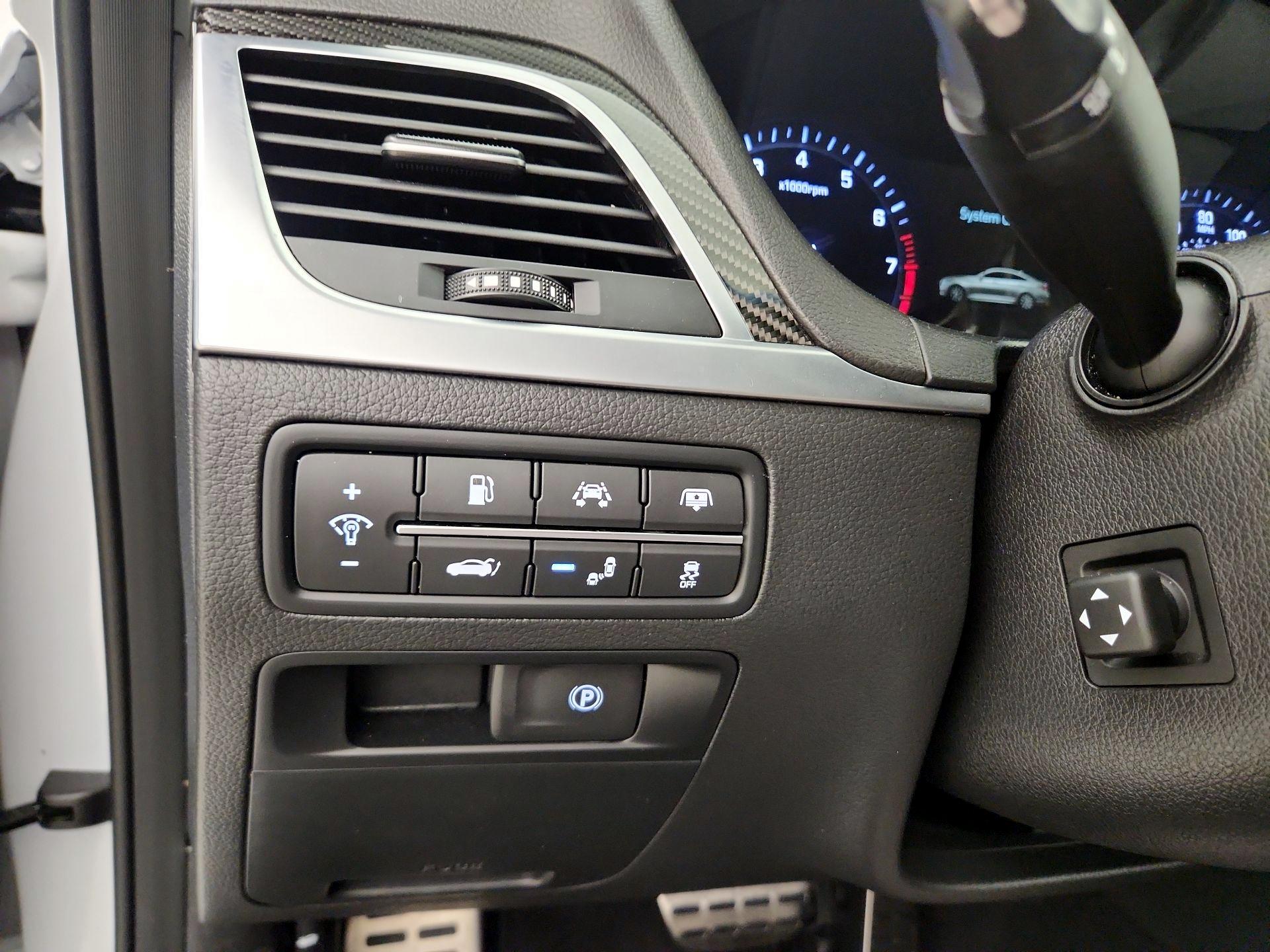 Thumbnail: 2019 Genesis G80 - 13