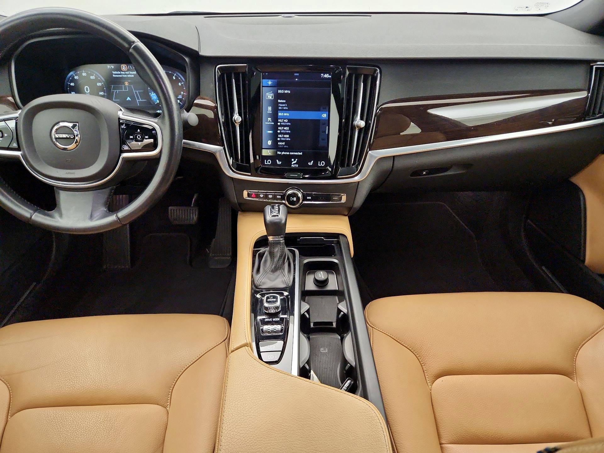 Thumbnail: 2017 Volvo S90 - 9