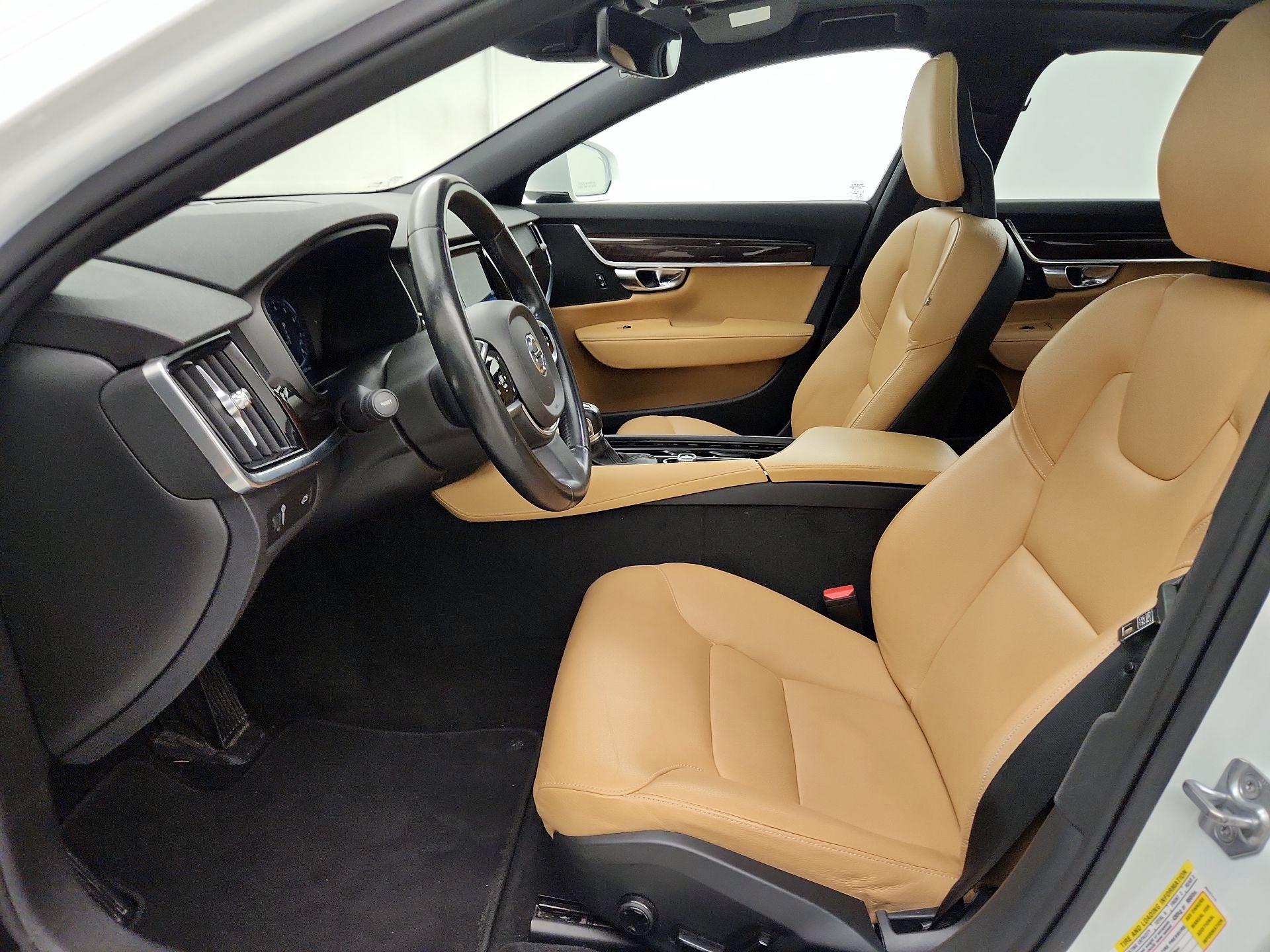 Thumbnail: 2017 Volvo S90 - 11