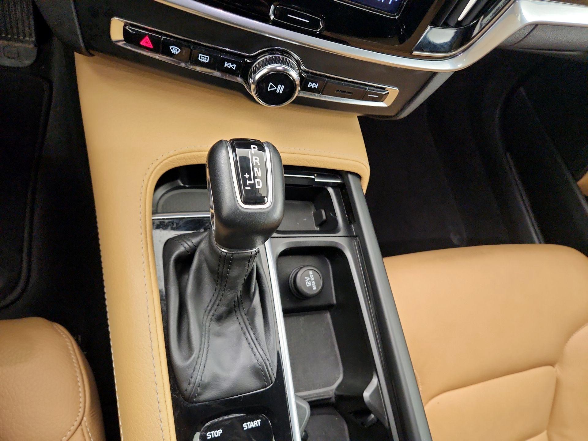 Thumbnail: 2017 Volvo S90 - 17