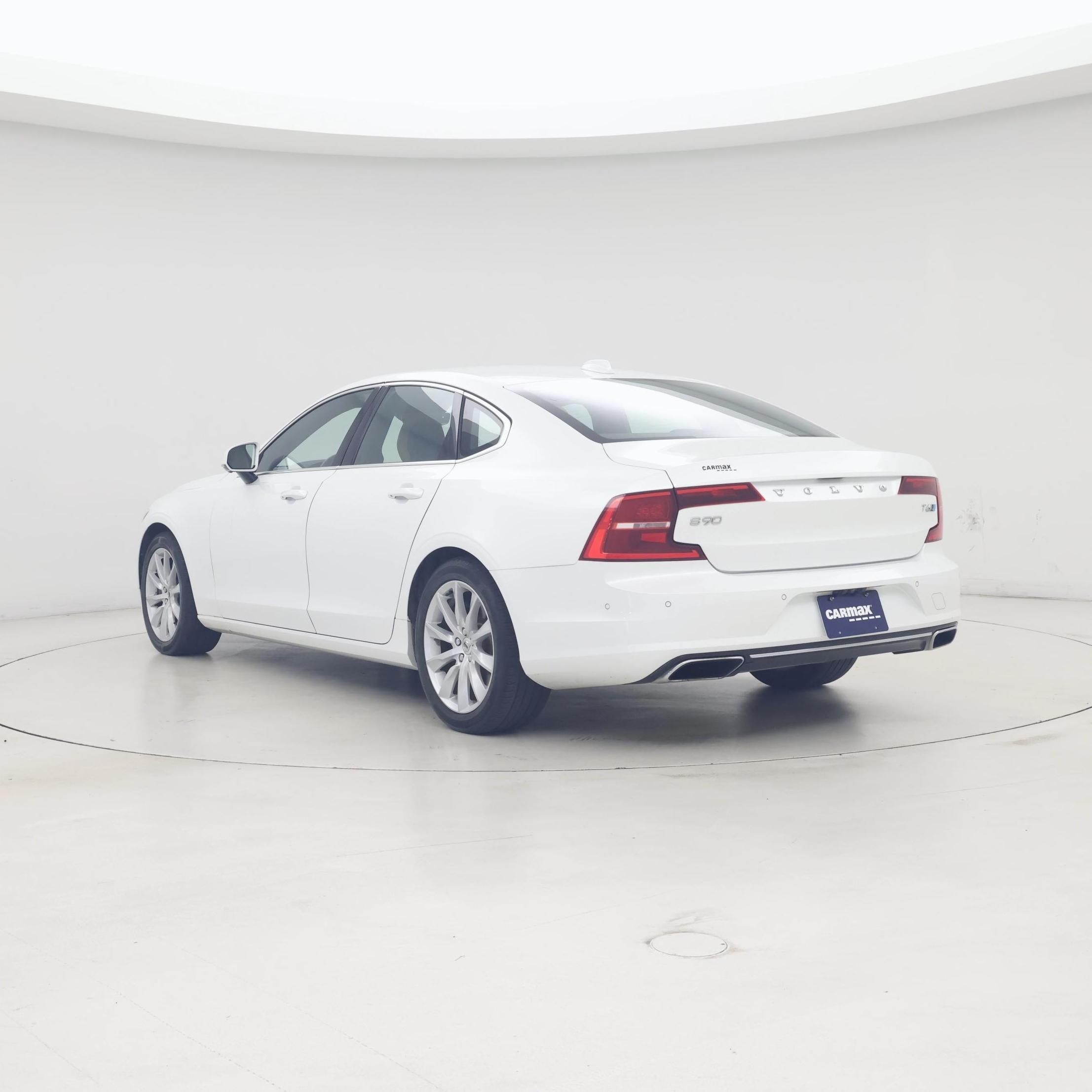 Thumbnail: 2017 Volvo S90 - 2