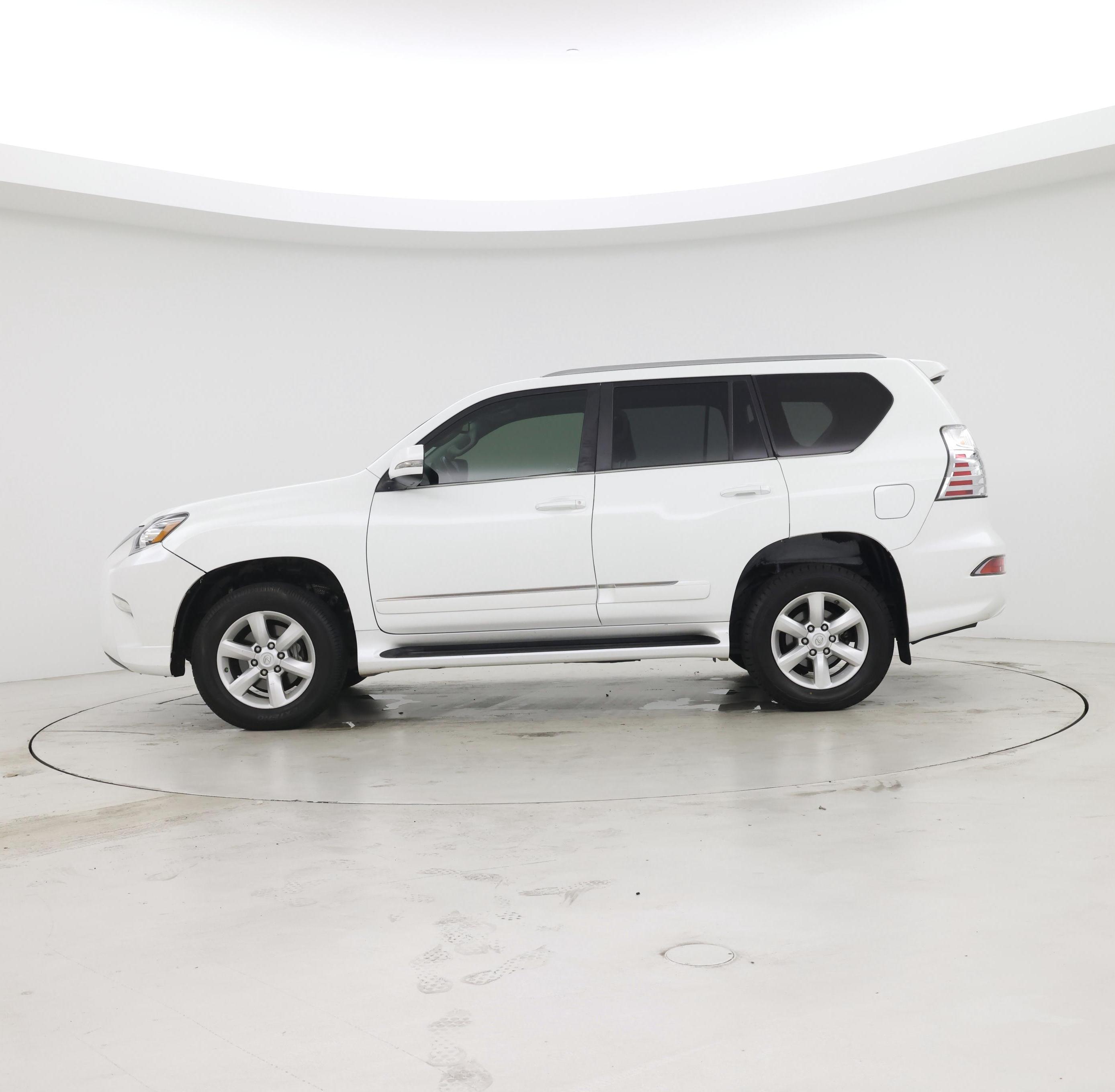 Thumbnail: 2015 Lexus GX - 3