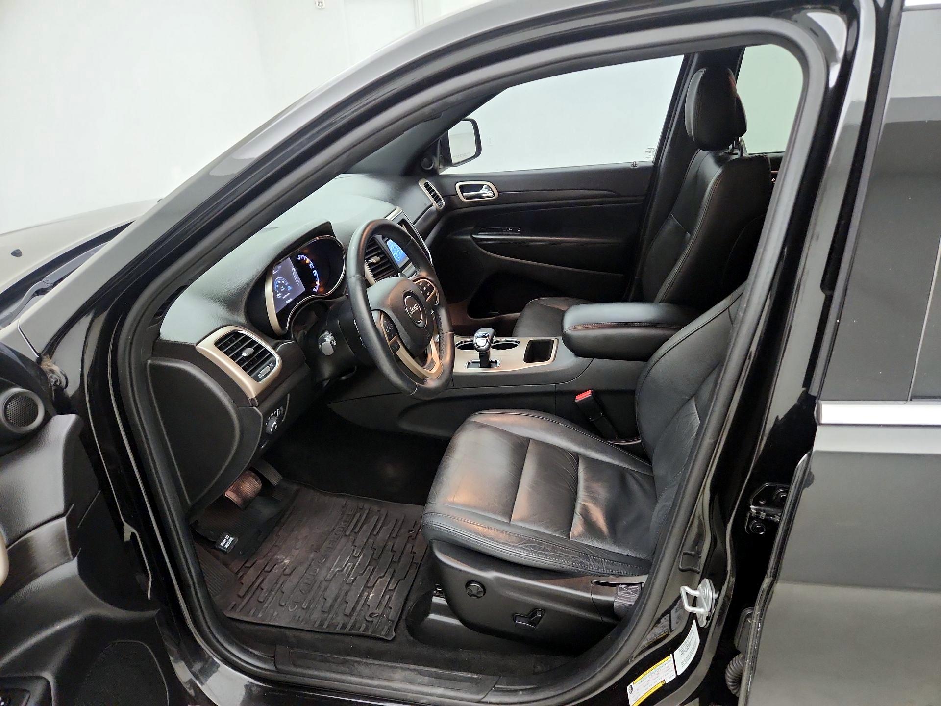 Thumbnail: 2014 Jeep Grand Cherokee - 11