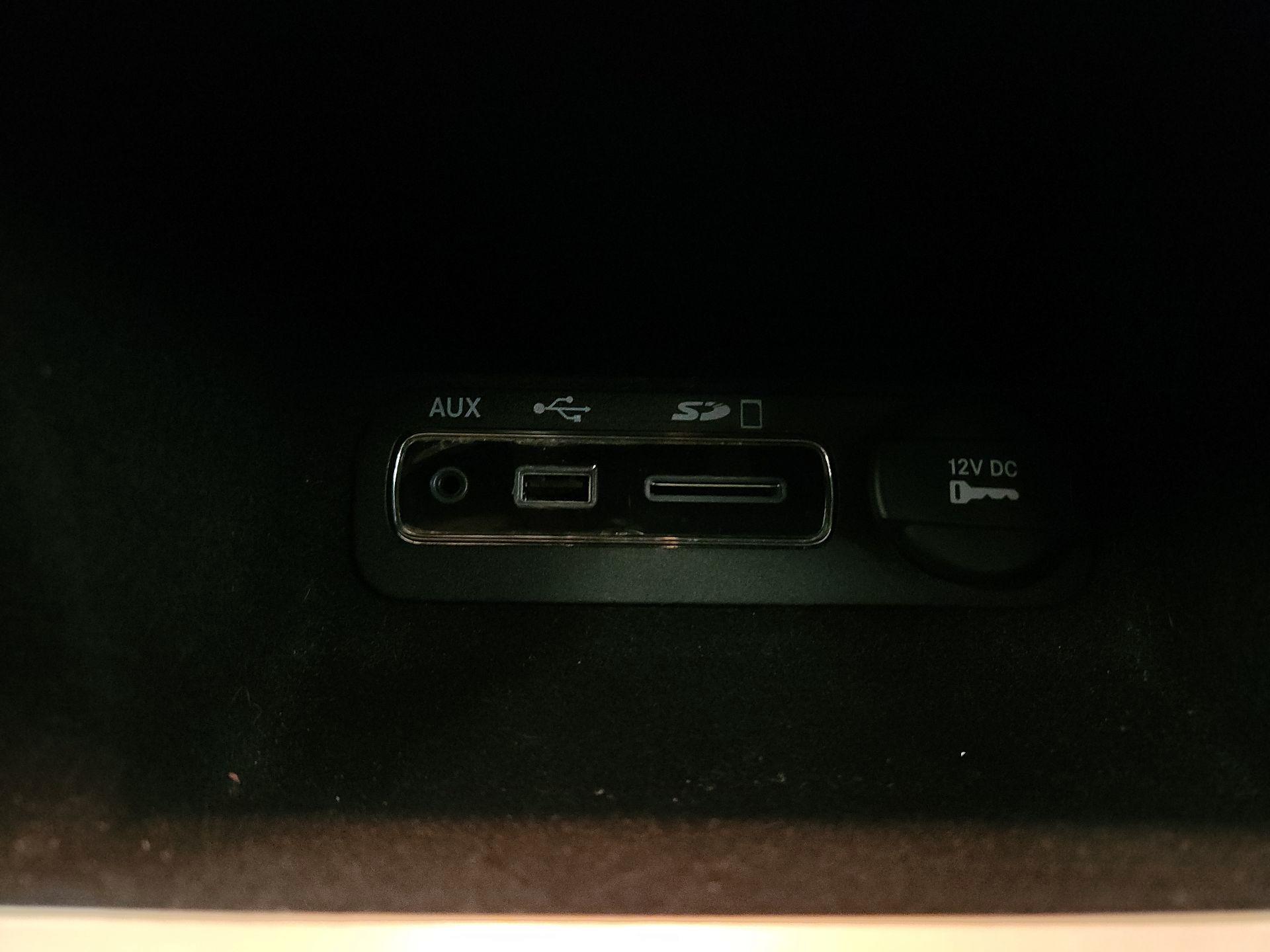 Thumbnail: 2014 Jeep Grand Cherokee - 17