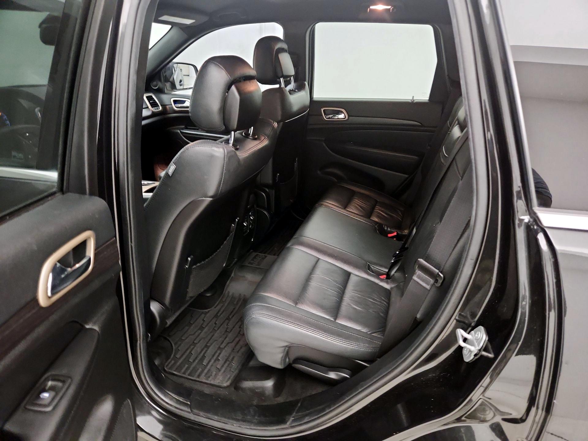 Thumbnail: 2014 Jeep Grand Cherokee - 18