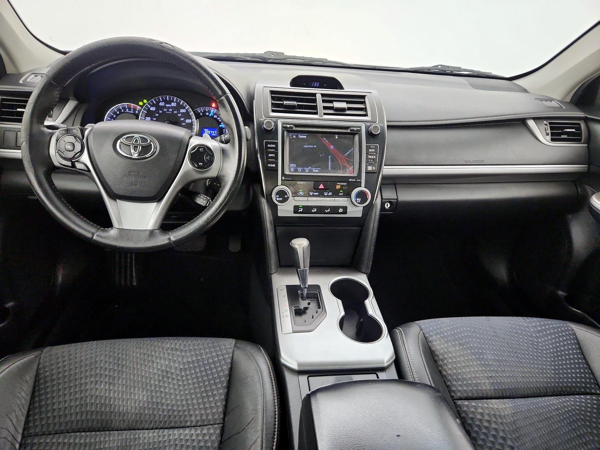 Thumbnail: 2014 Toyota Camry - 9