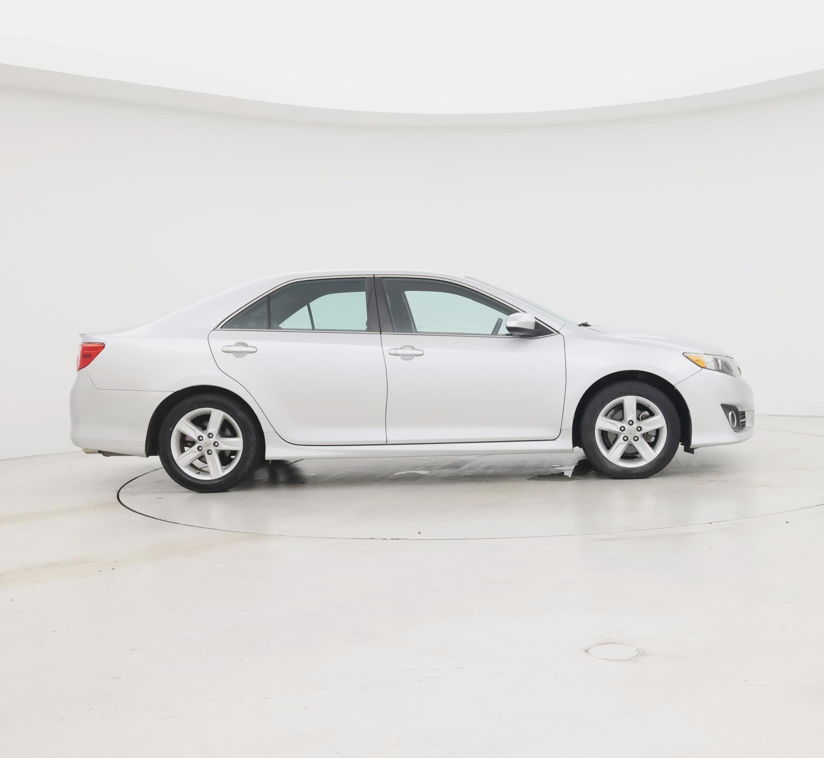 Thumbnail: 2014 Toyota Camry - 7