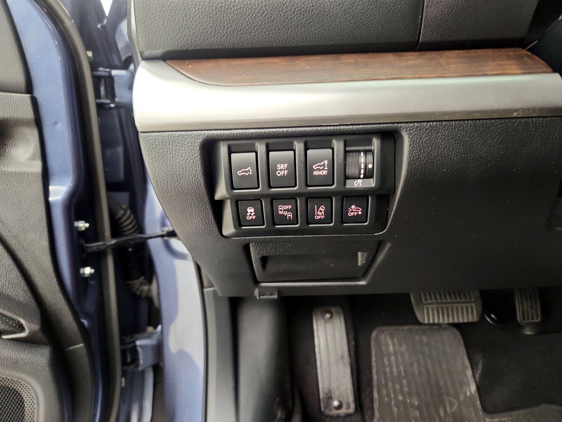 Thumbnail: 2017 Subaru Outback - 11