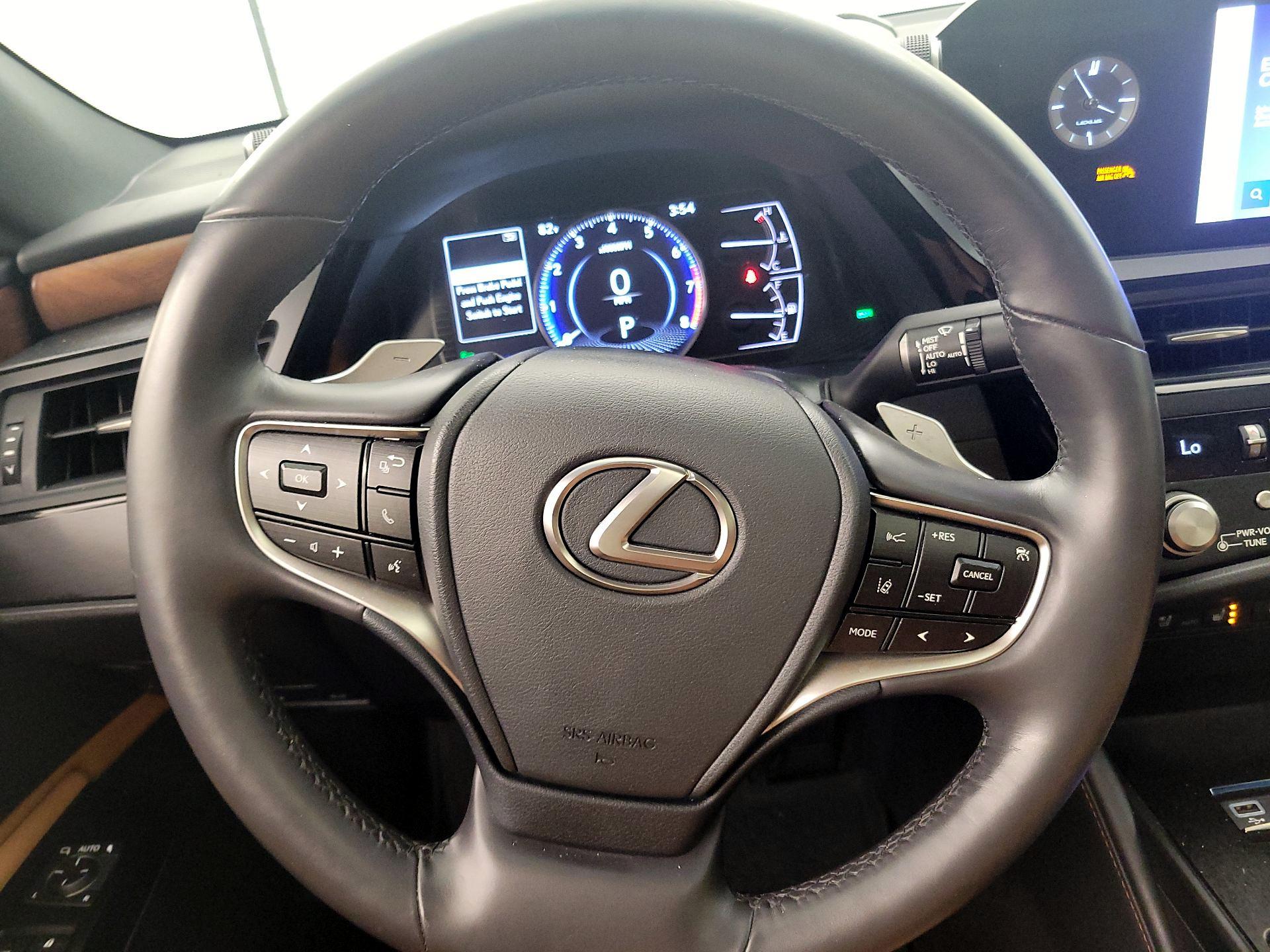 Thumbnail: 2023 Lexus ES - 10