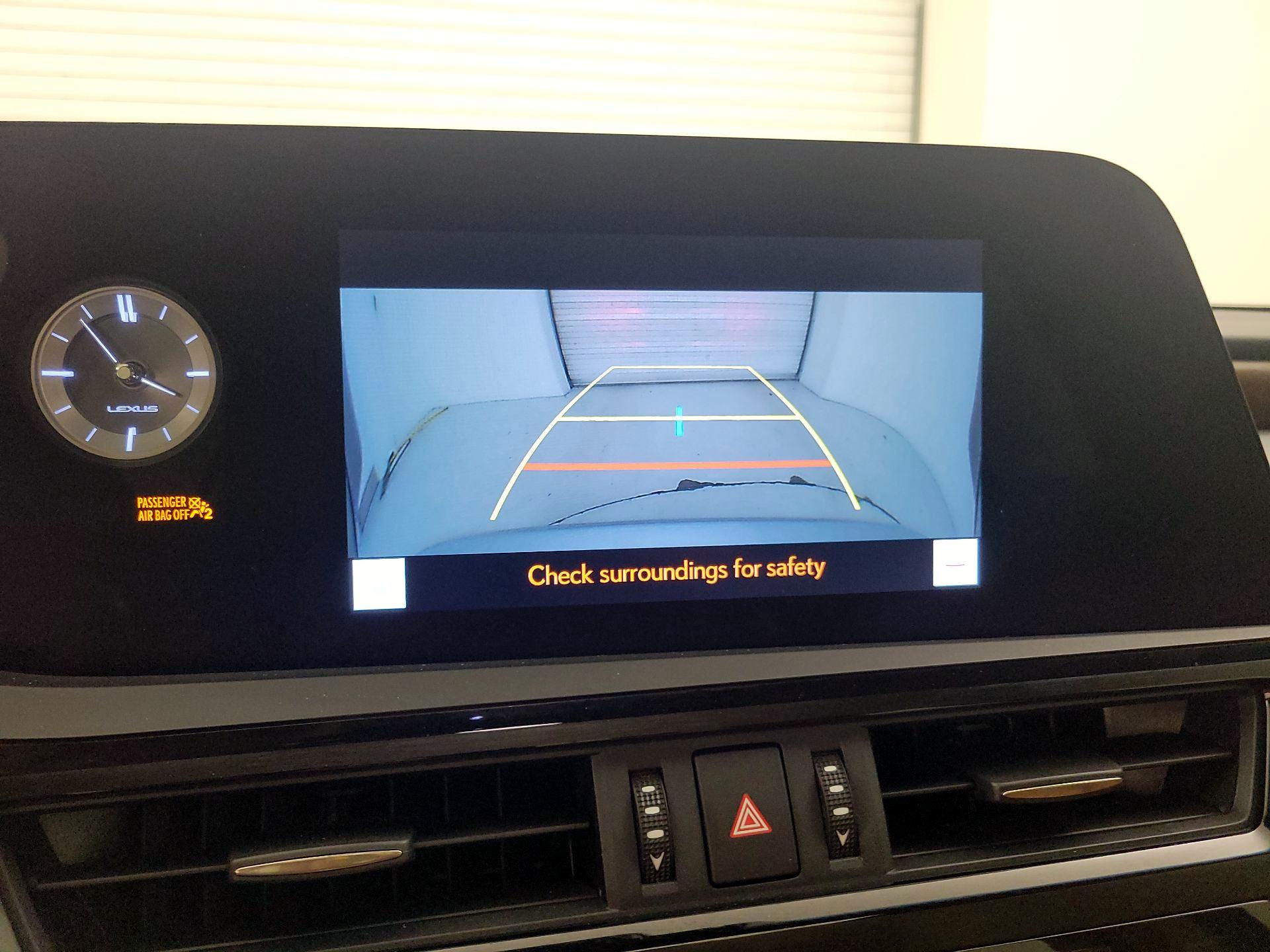 Thumbnail: 2023 Lexus ES - 14