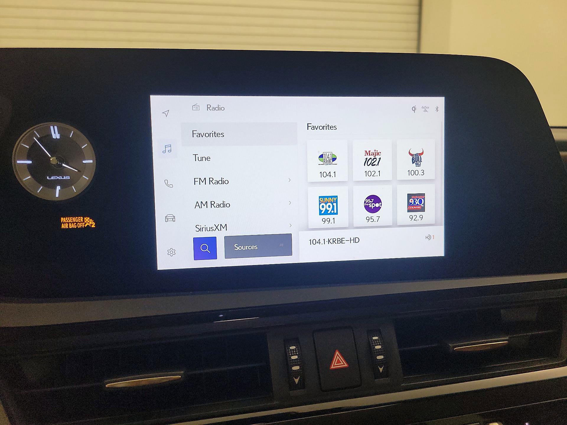 Thumbnail: 2023 Lexus ES - 15