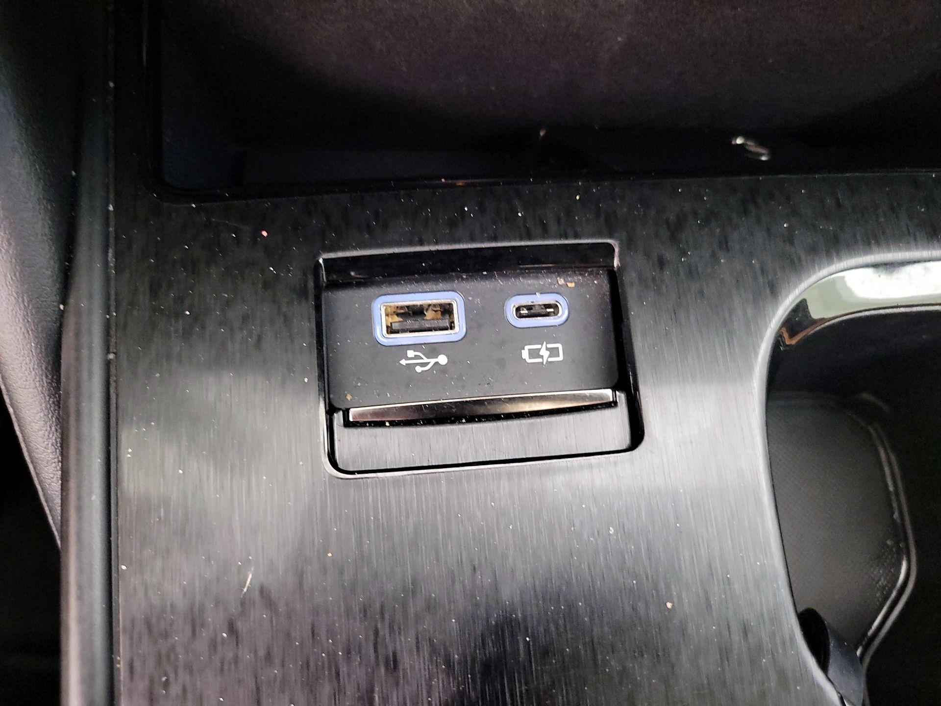 Thumbnail: 2023 Lexus ES - 18