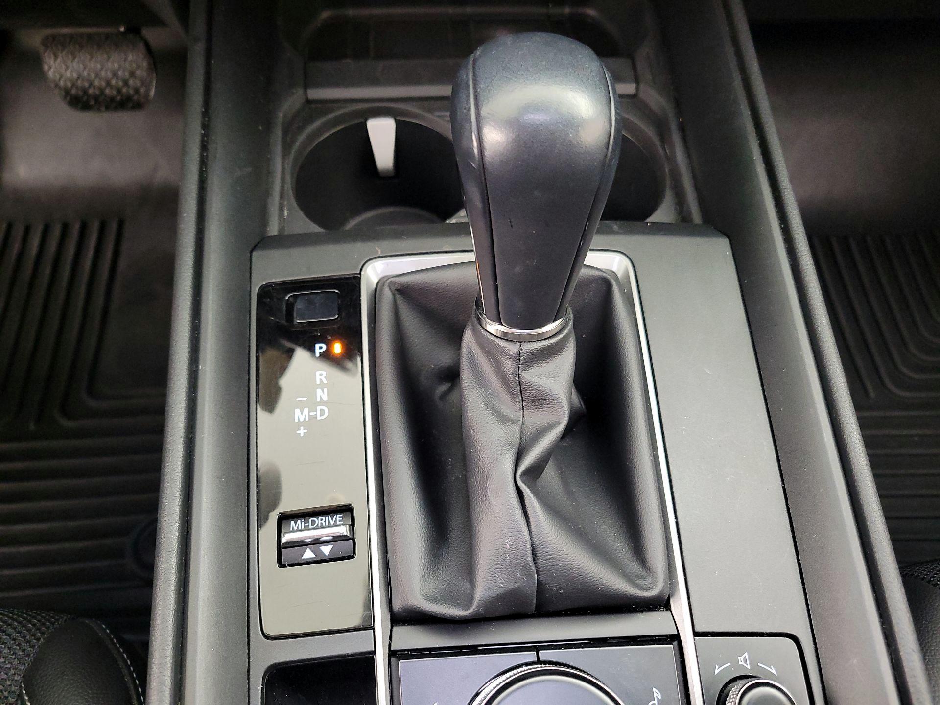 Thumbnail: 2025 Mazda CX-50 - 17