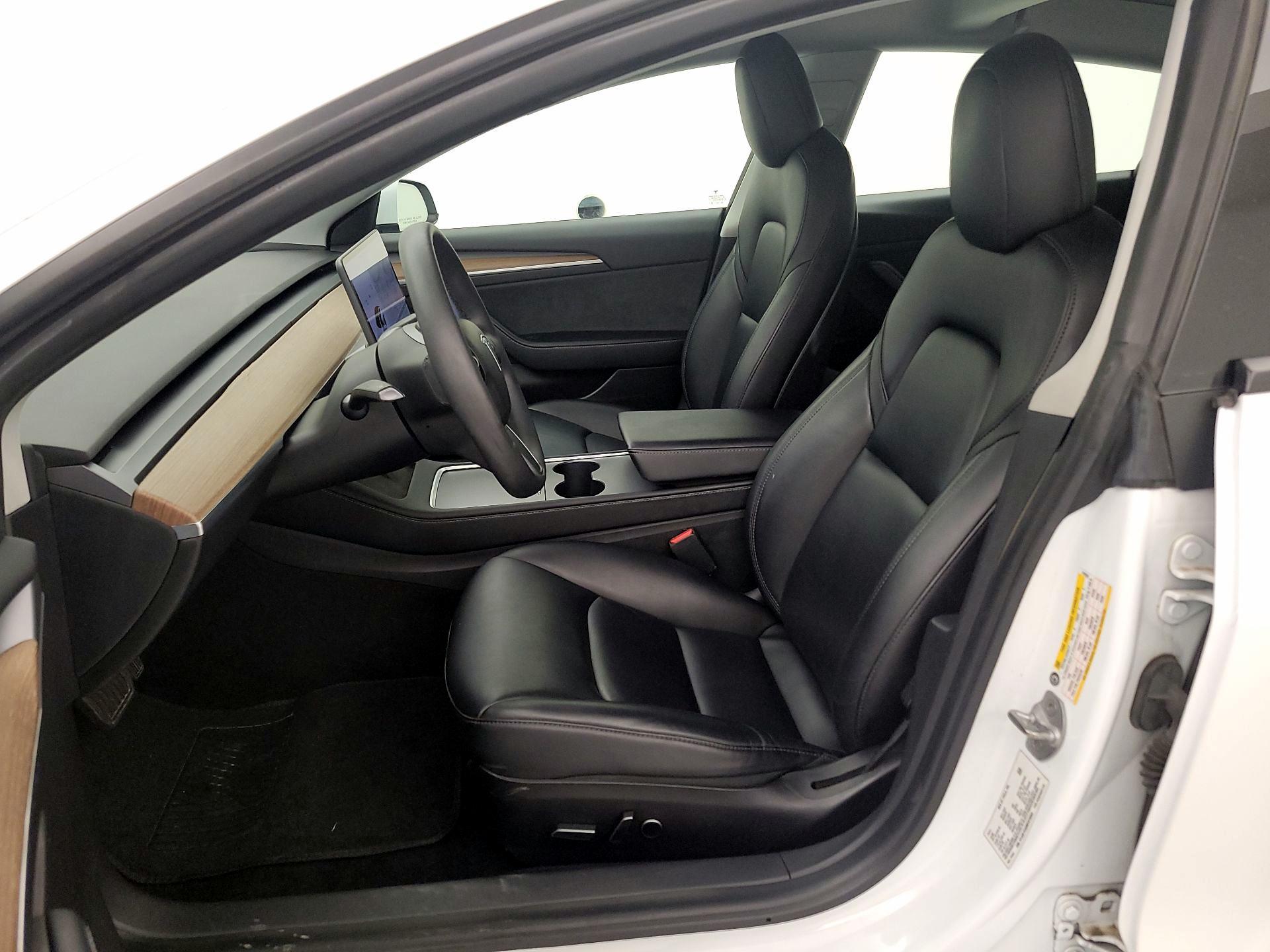 Thumbnail: 2021 Tesla Model 3 - 11