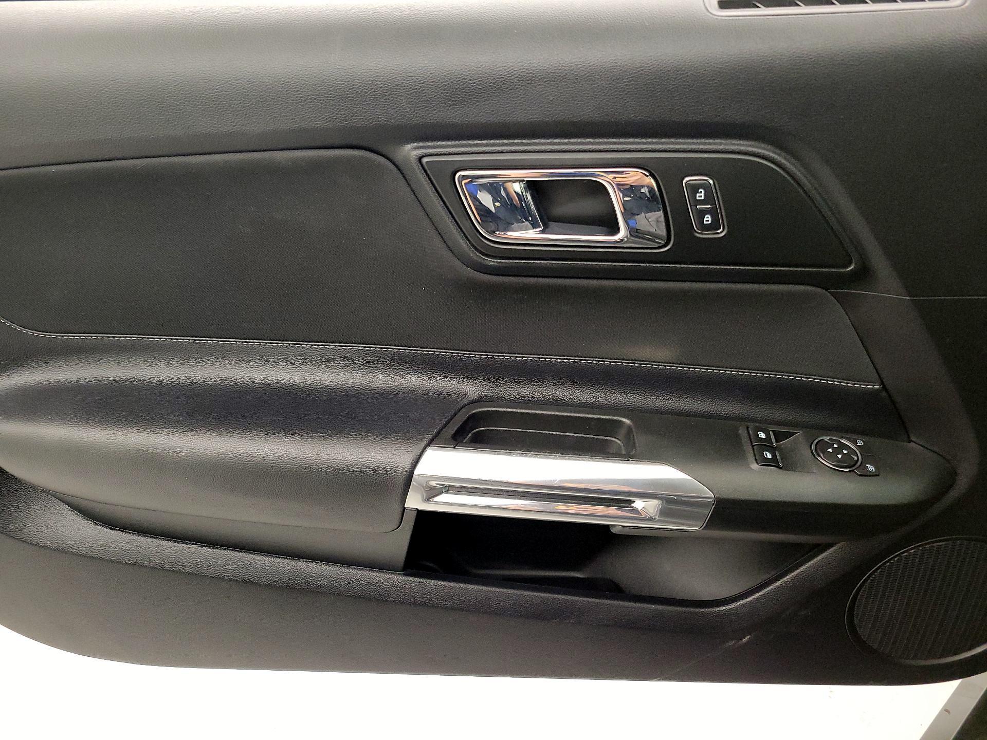 Thumbnail: 2017 Ford Mustang - 12