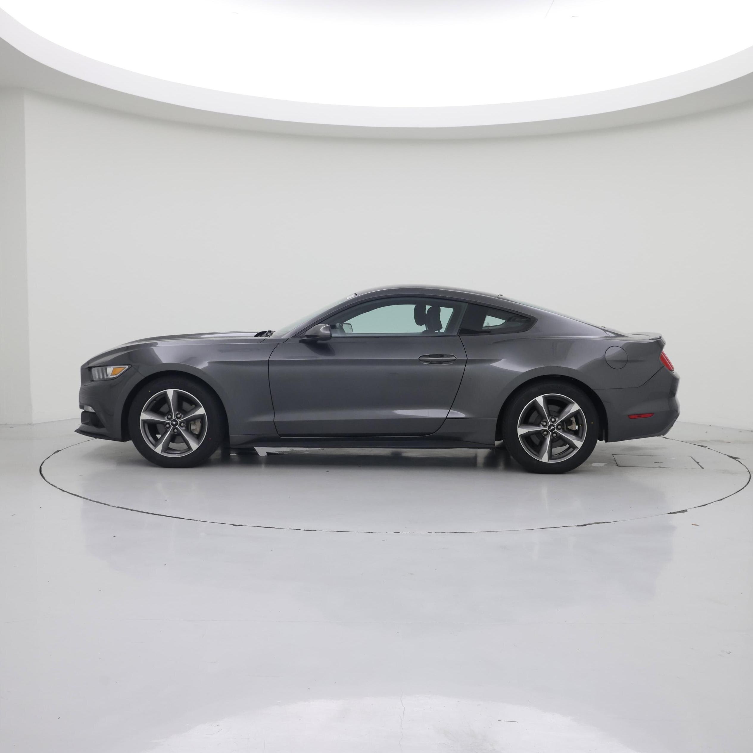 Thumbnail: 2017 Ford Mustang - 3