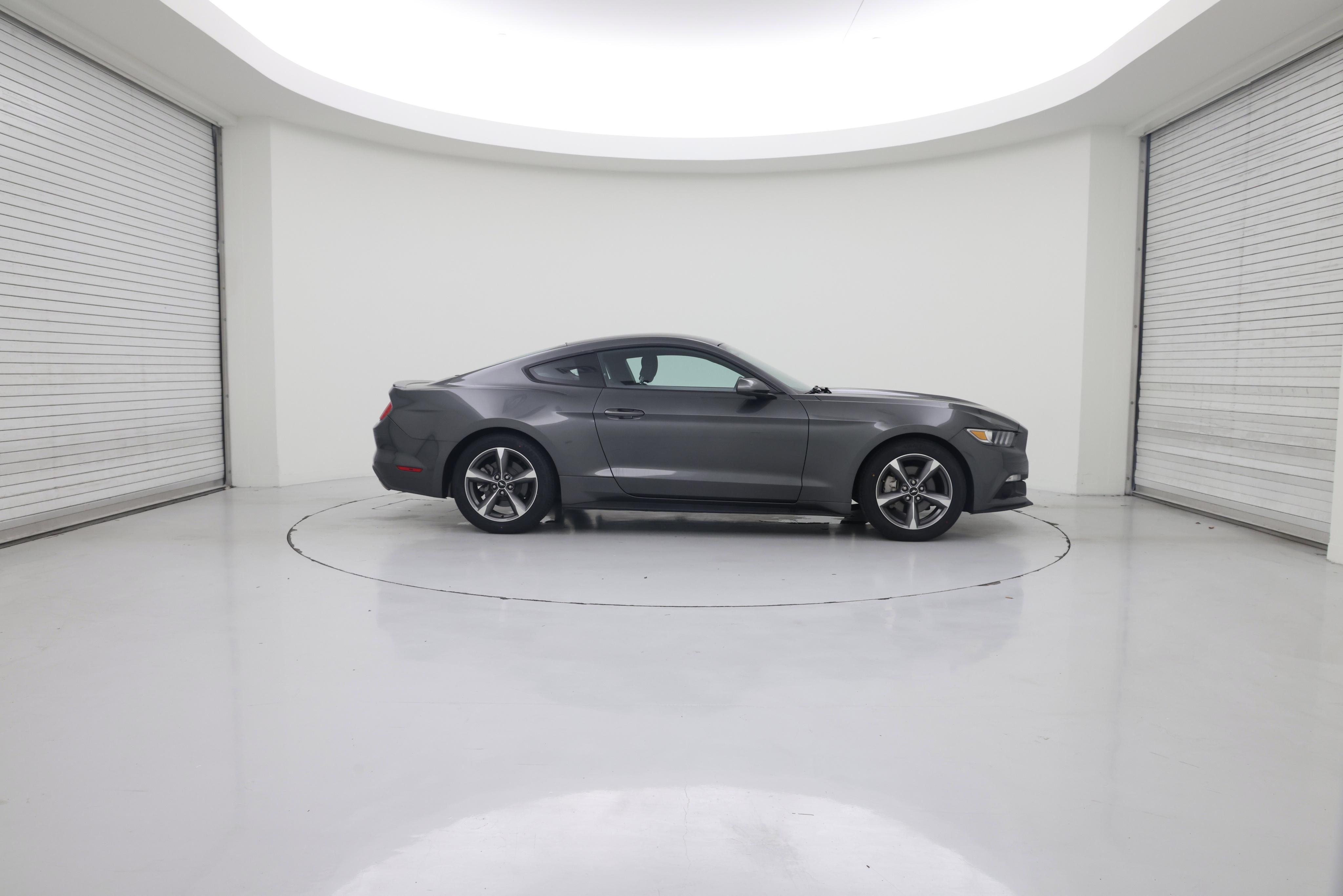 Thumbnail: 2017 Ford Mustang - 7