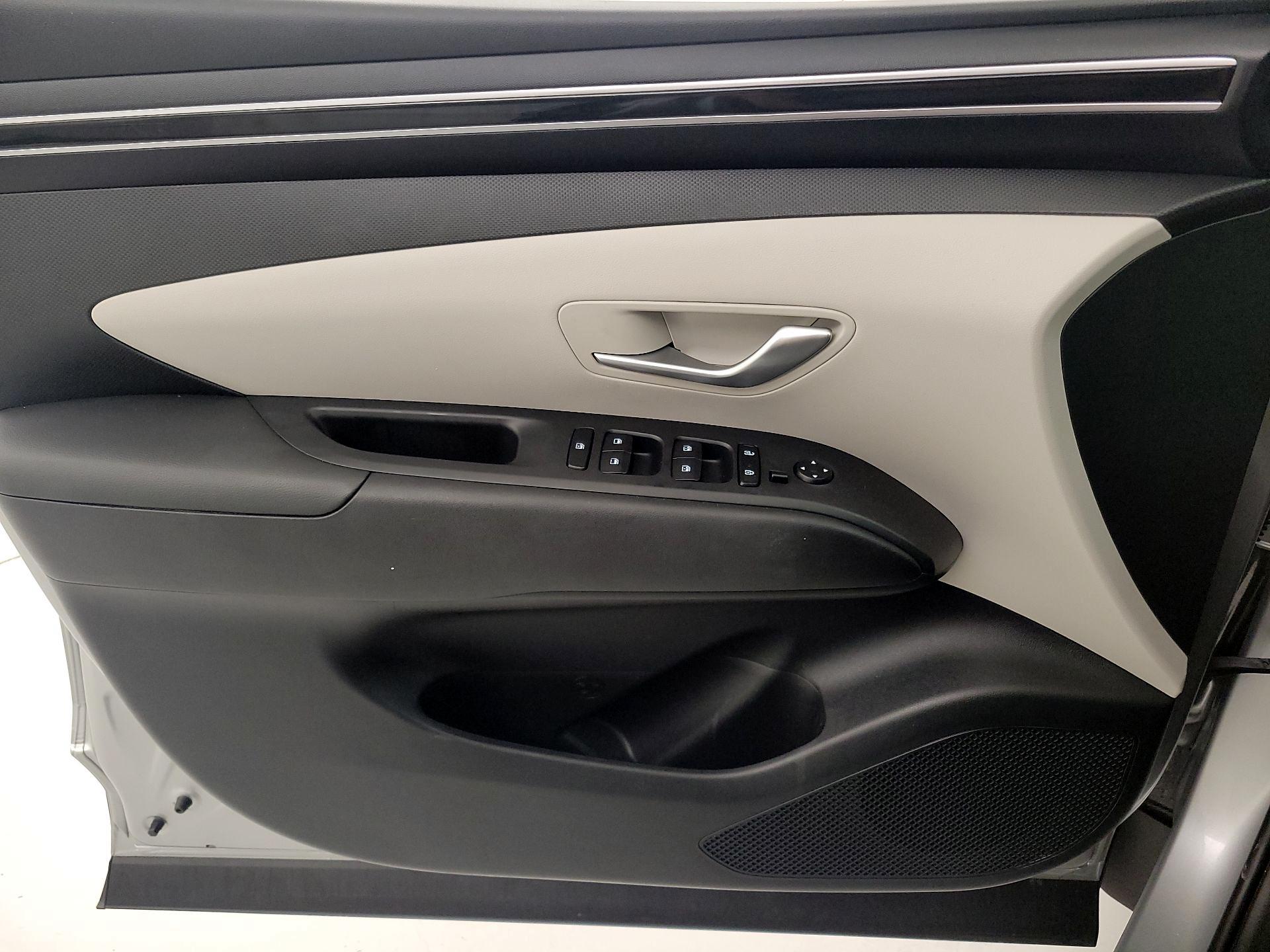 Thumbnail: 2023 Hyundai Tucson - 12