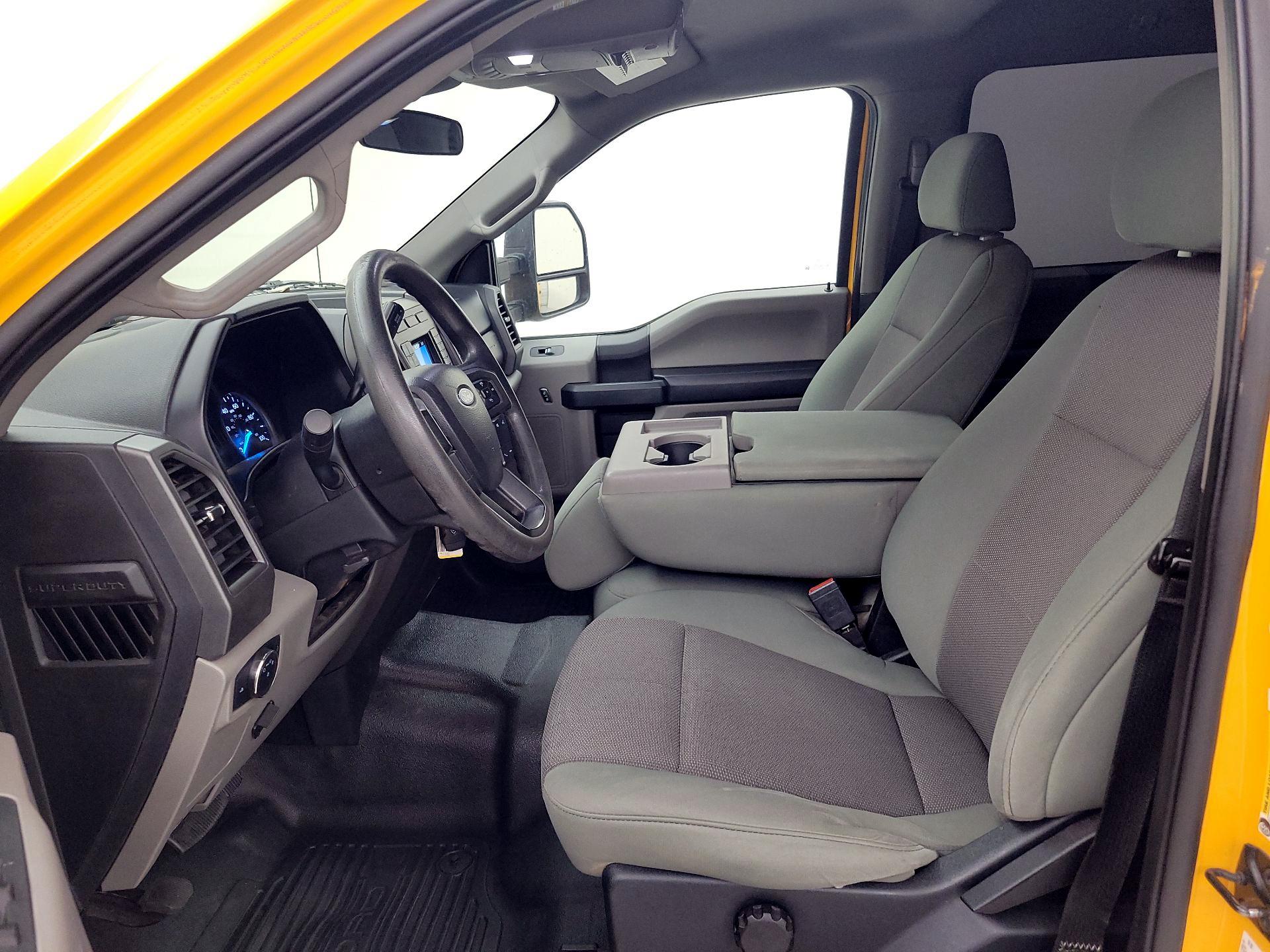 Thumbnail: 2020 Ford F-250 - 11