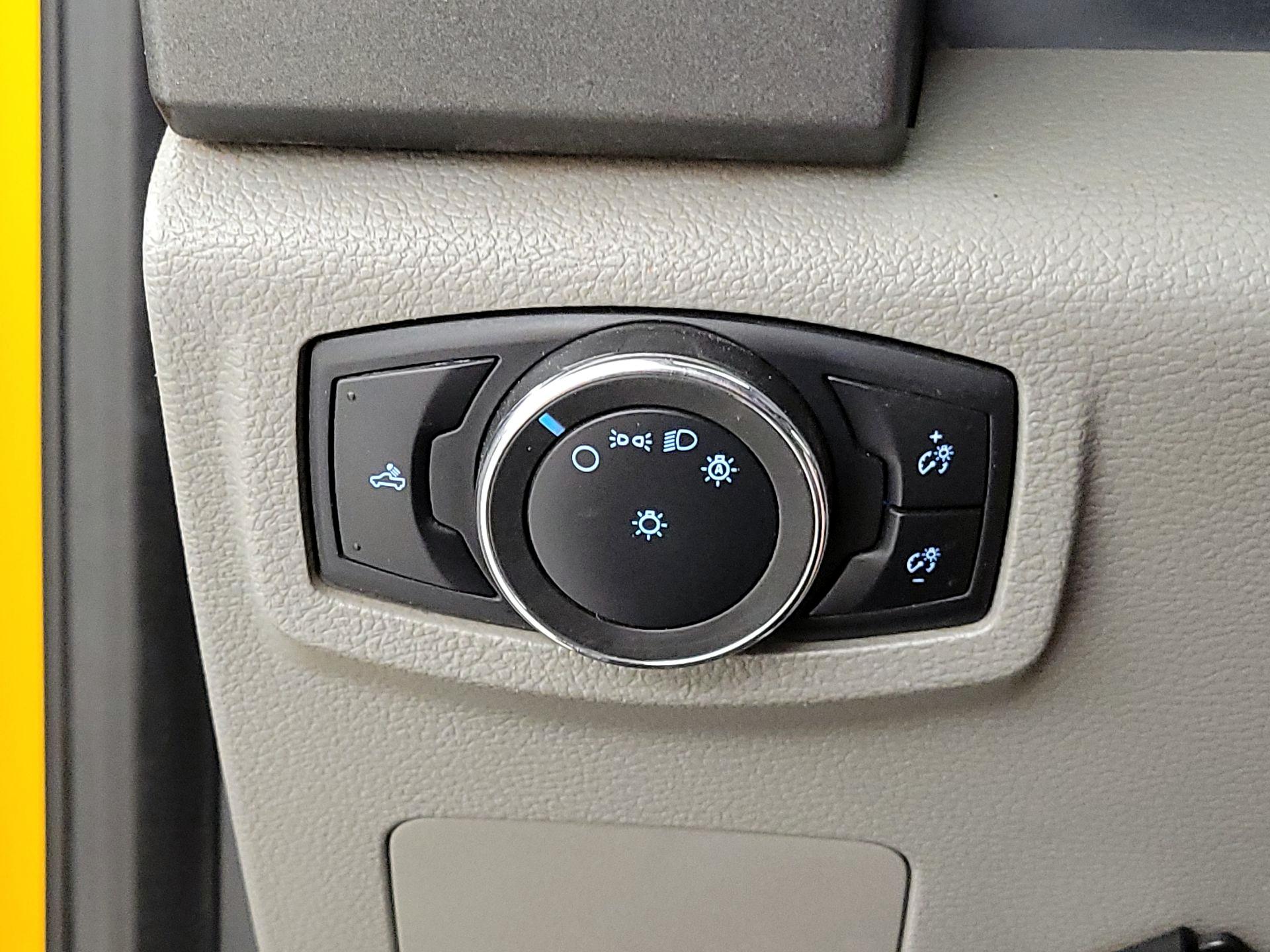 Thumbnail: 2020 Ford F-250 - 13